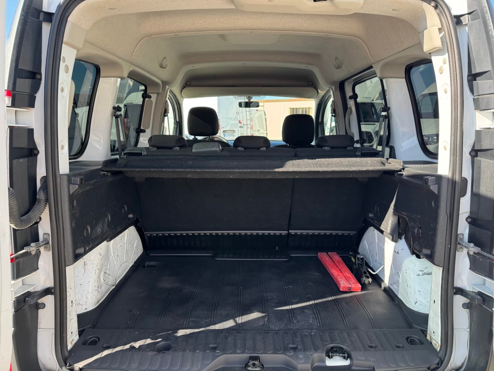 RENAULT KANGOO 5 plazas 
