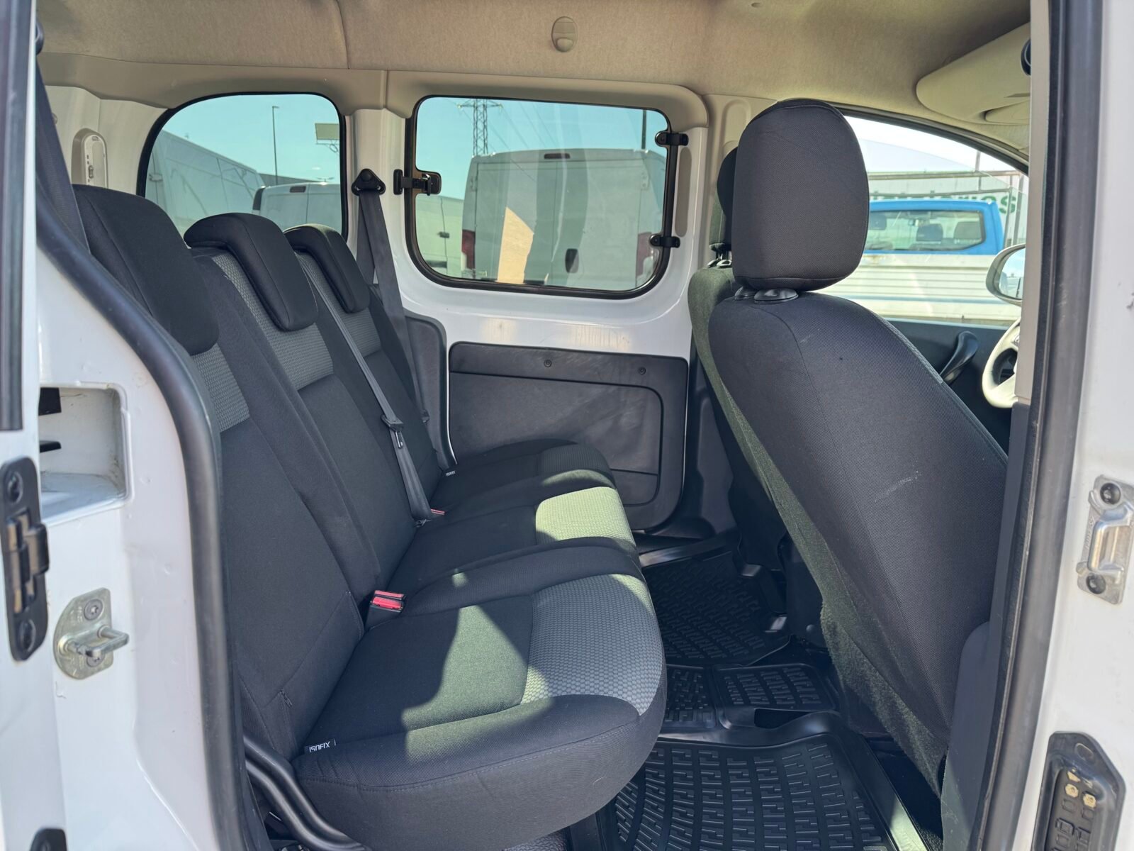 RENAULT KANGOO 5 plazas 