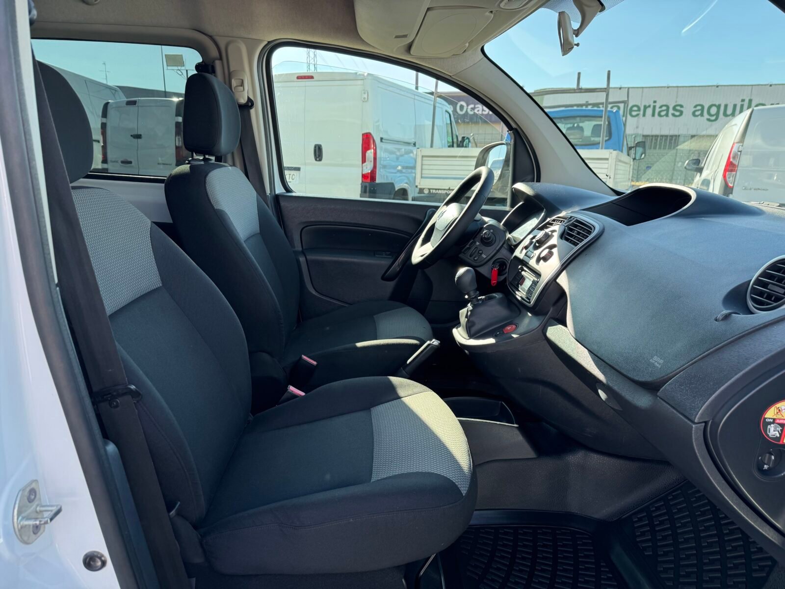 RENAULT KANGOO 5 plazas 