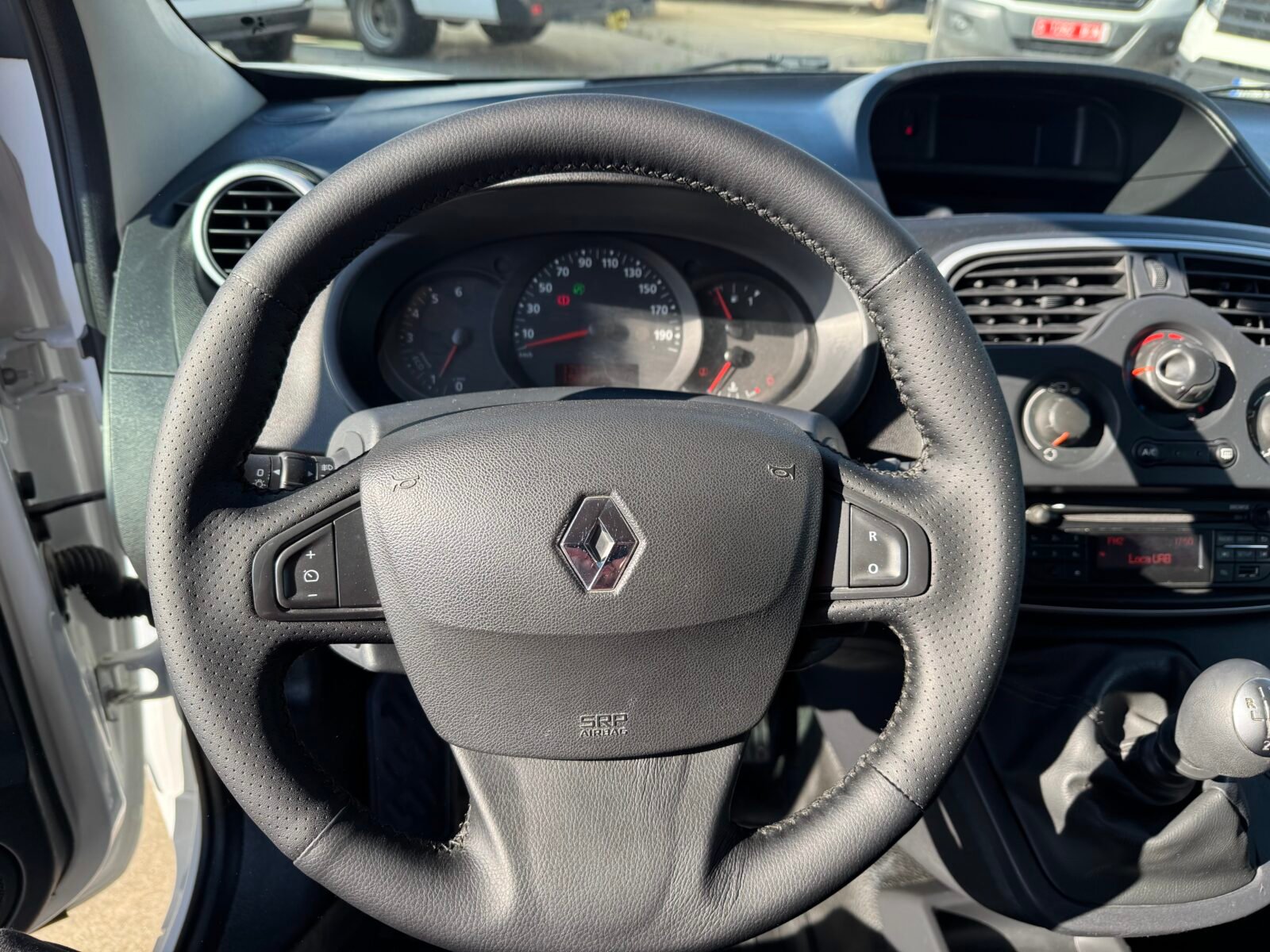 RENAULT KANGOO 5 plazas 