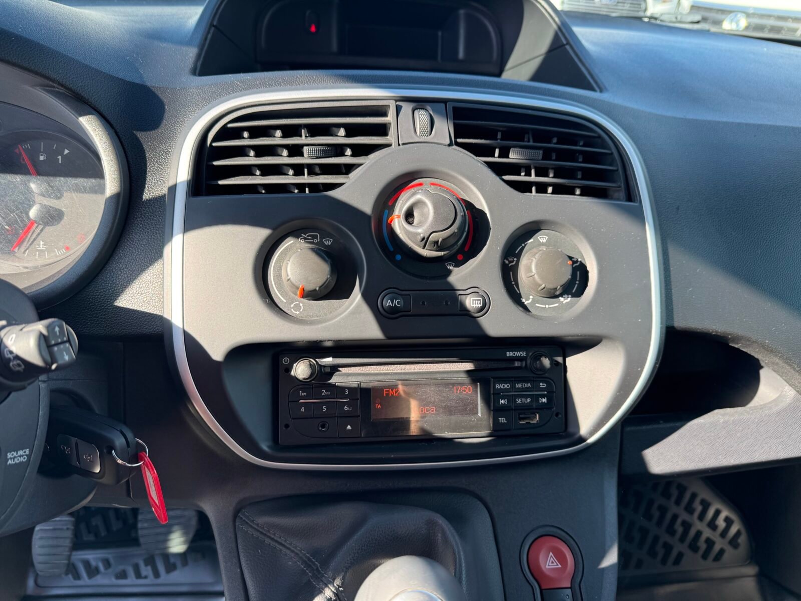 RENAULT KANGOO 5 plazas 