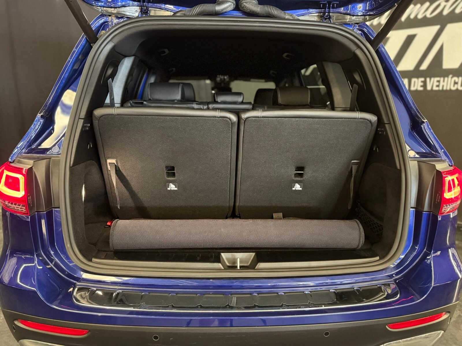 MERCEDES-BENZ glb 200