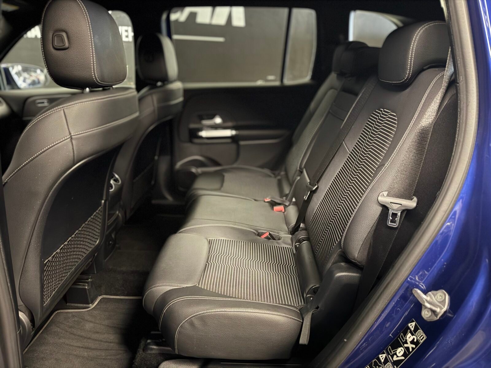 MERCEDES-BENZ glb 200