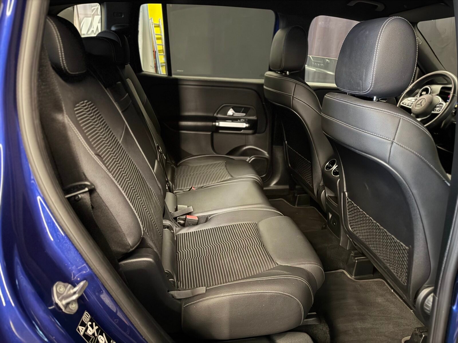 MERCEDES-BENZ glb 200
