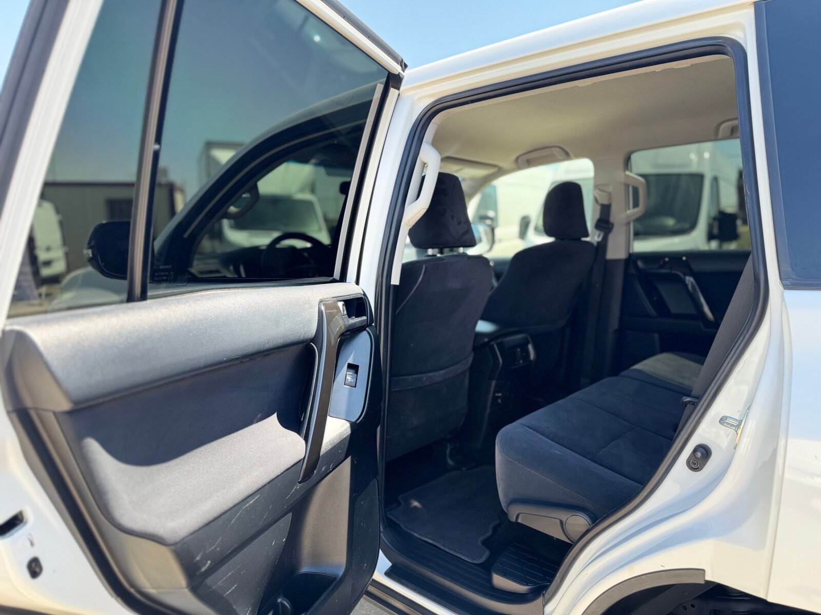 TOYOTA LAND CRUISE GX