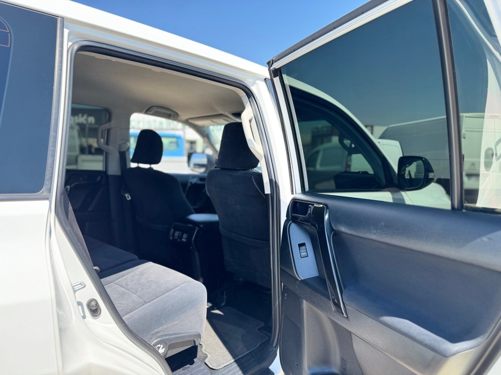 TOYOTA LAND CRUISE GX