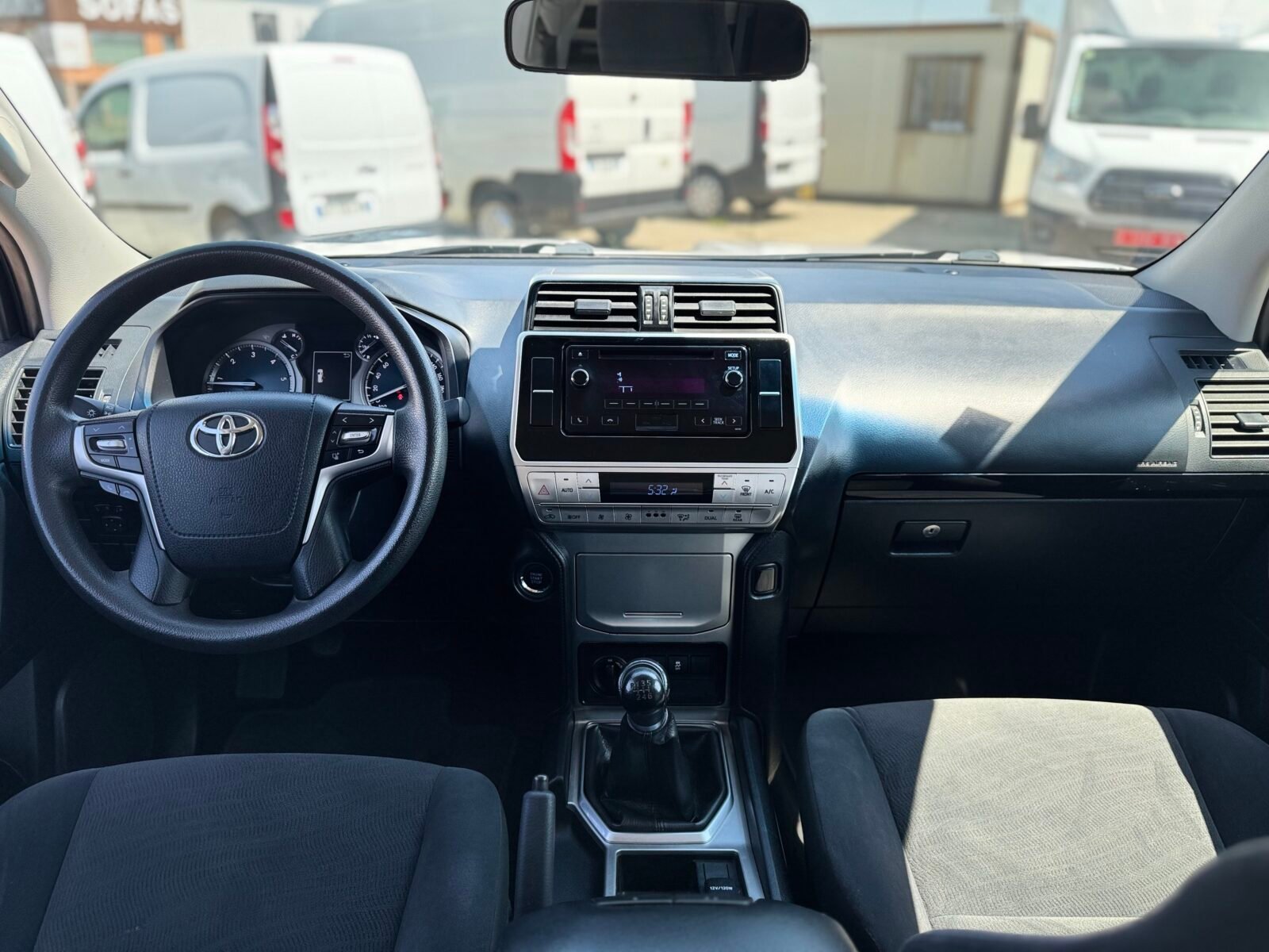 TOYOTA LAND CRUISE GX