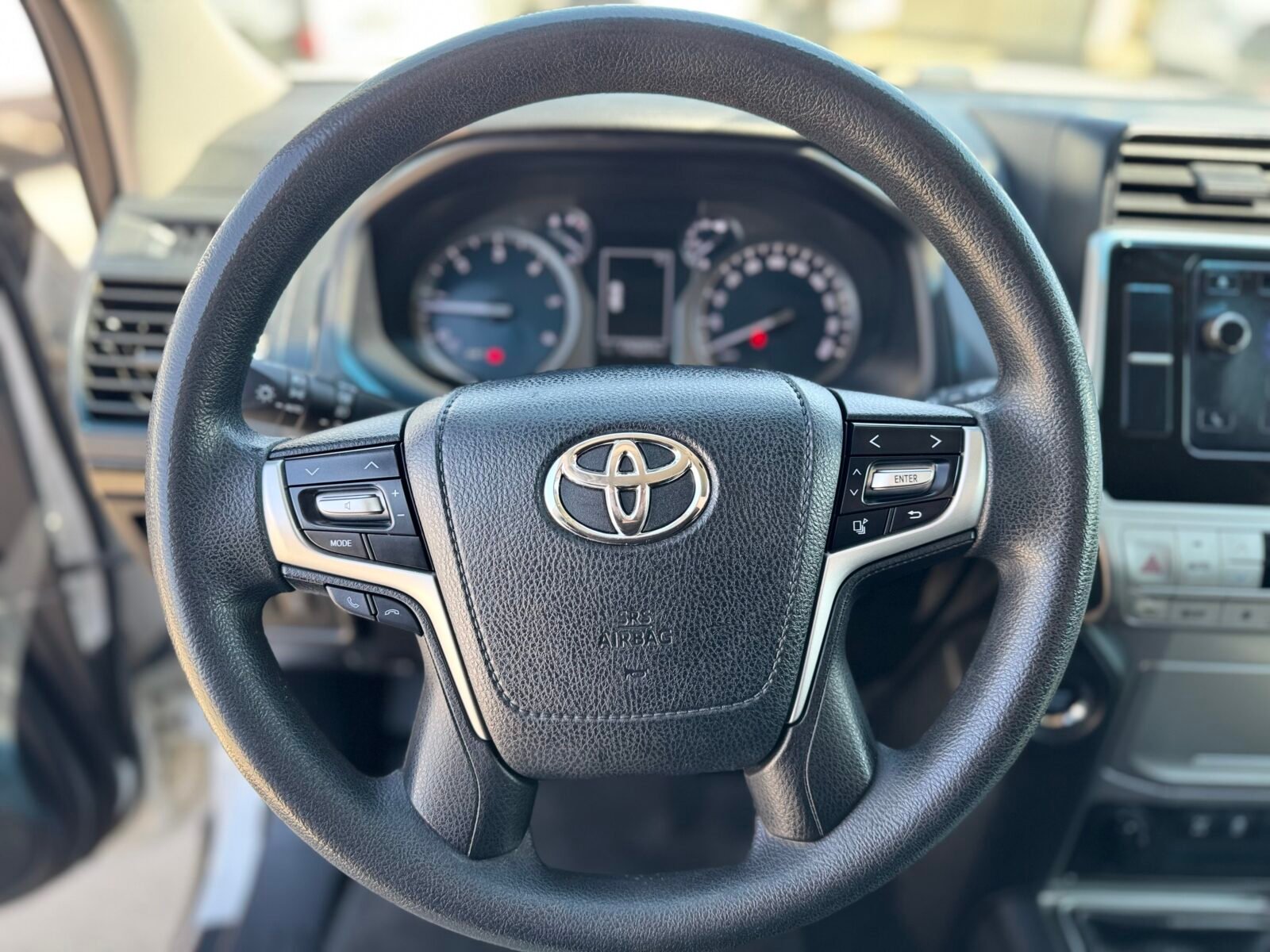 TOYOTA LAND CRUISE GX