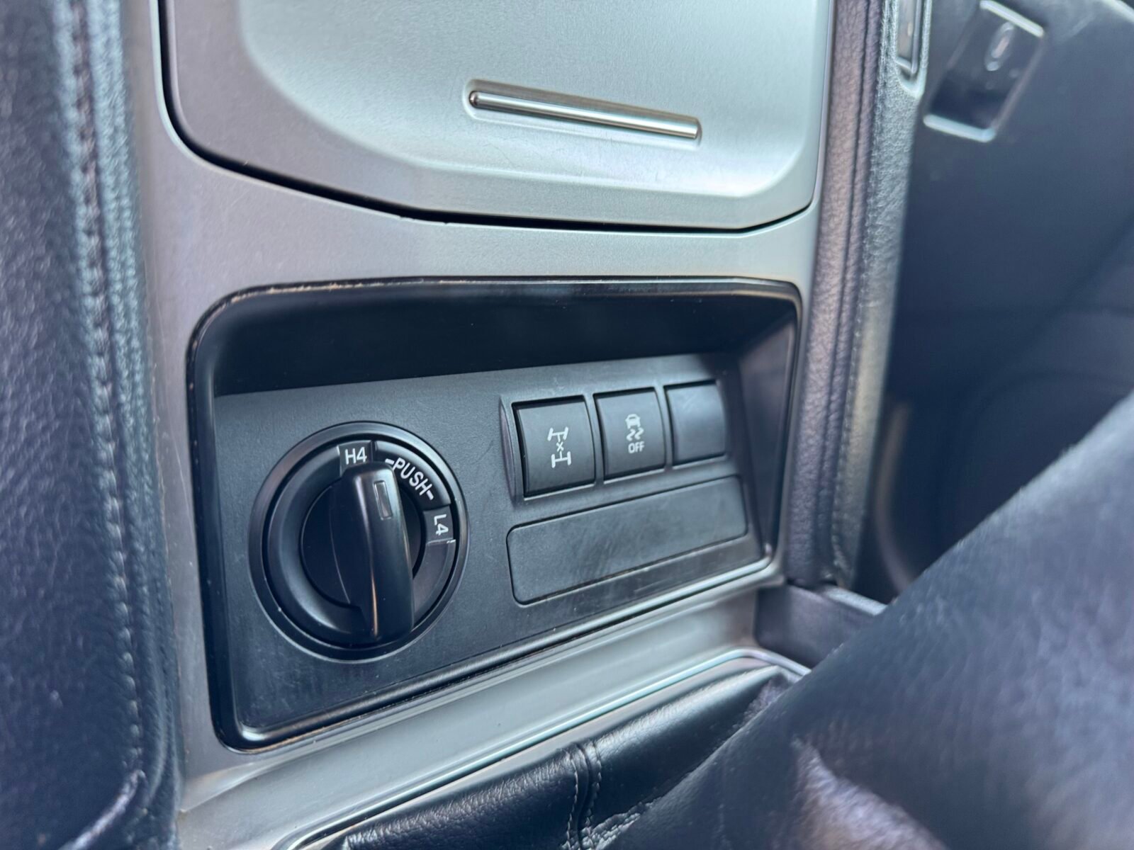 TOYOTA LAND CRUISE GX
