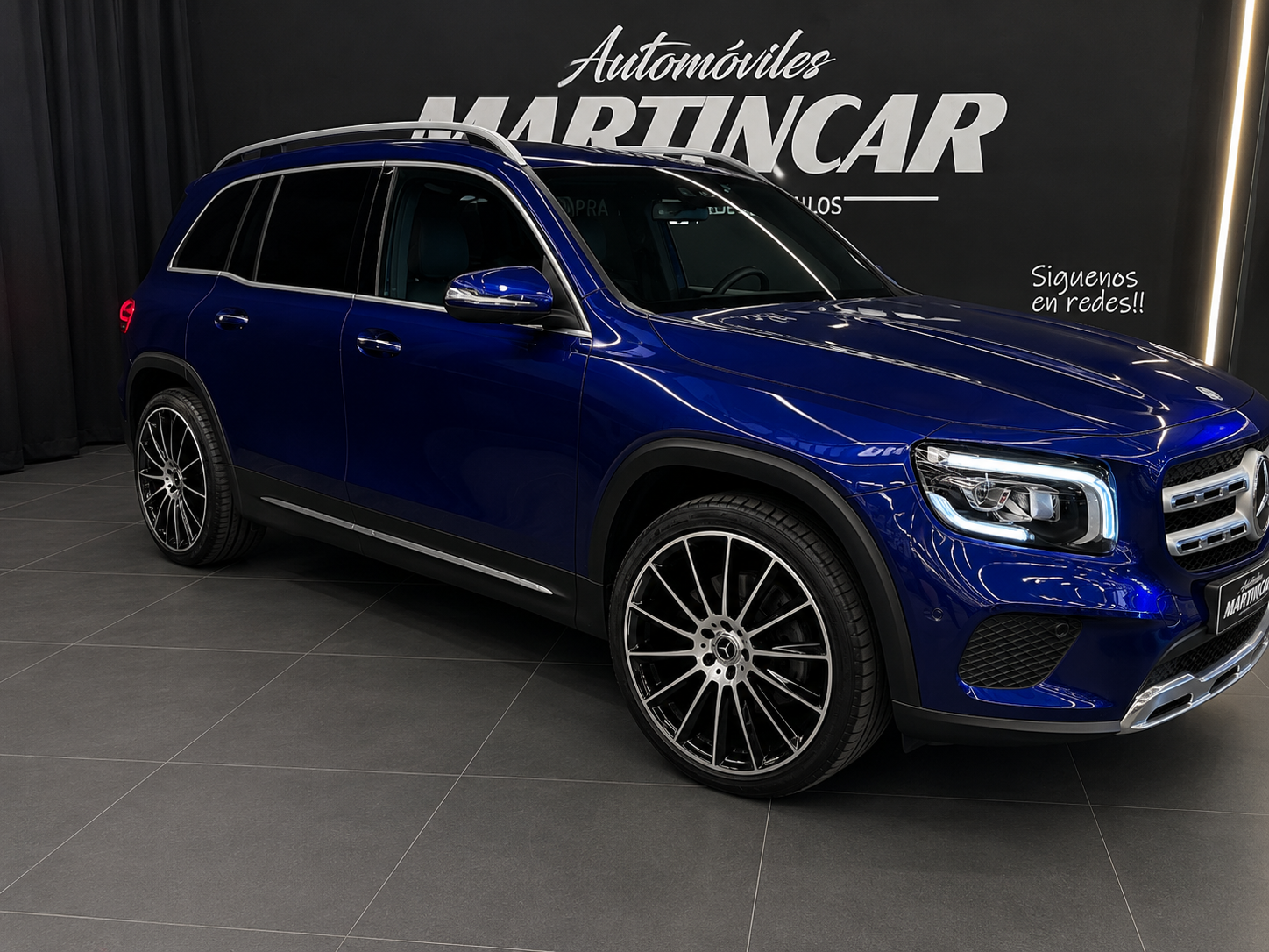 MERCEDES-BENZ glb 200