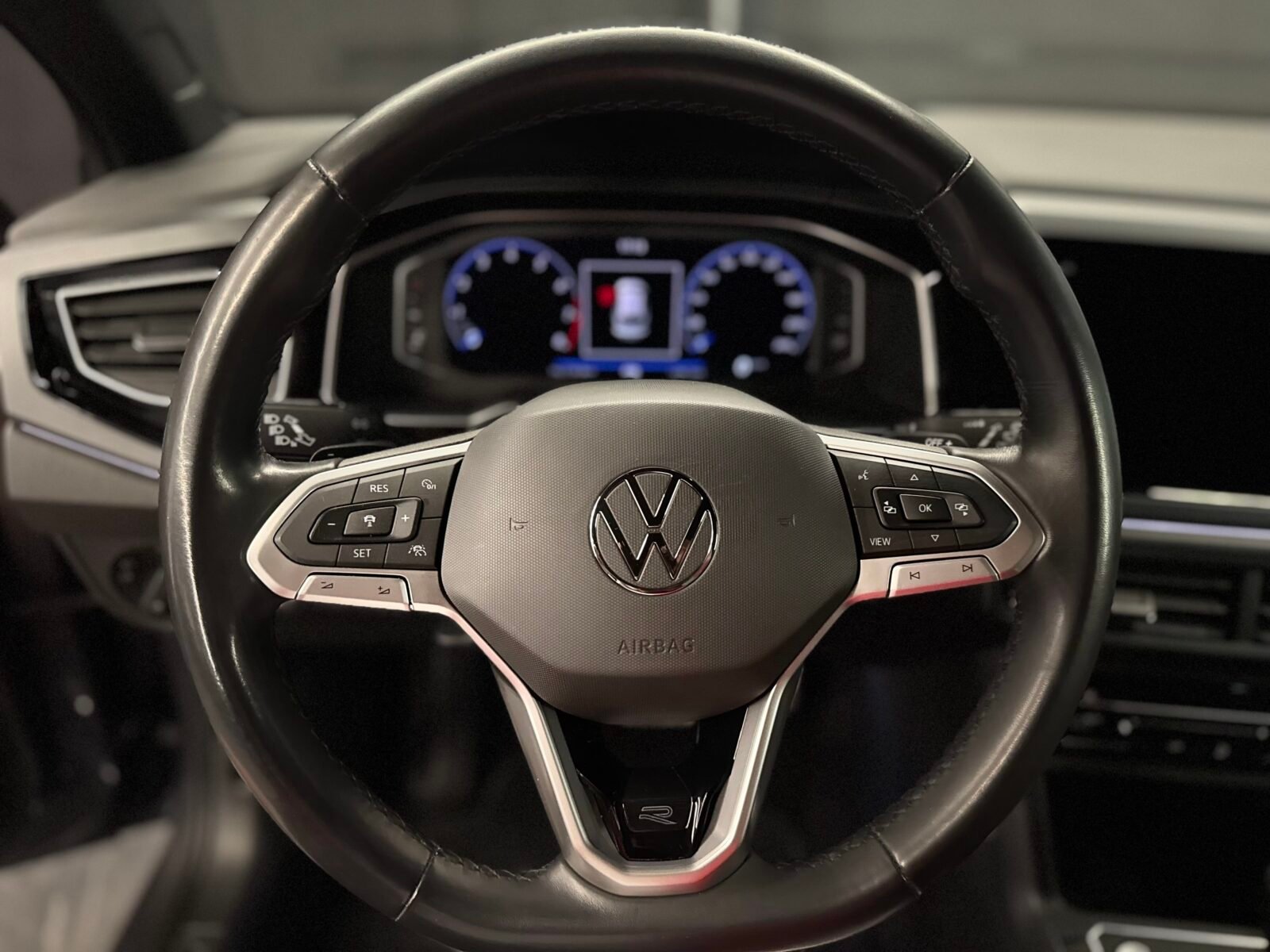 VOLKSWAGEN taigo r-line