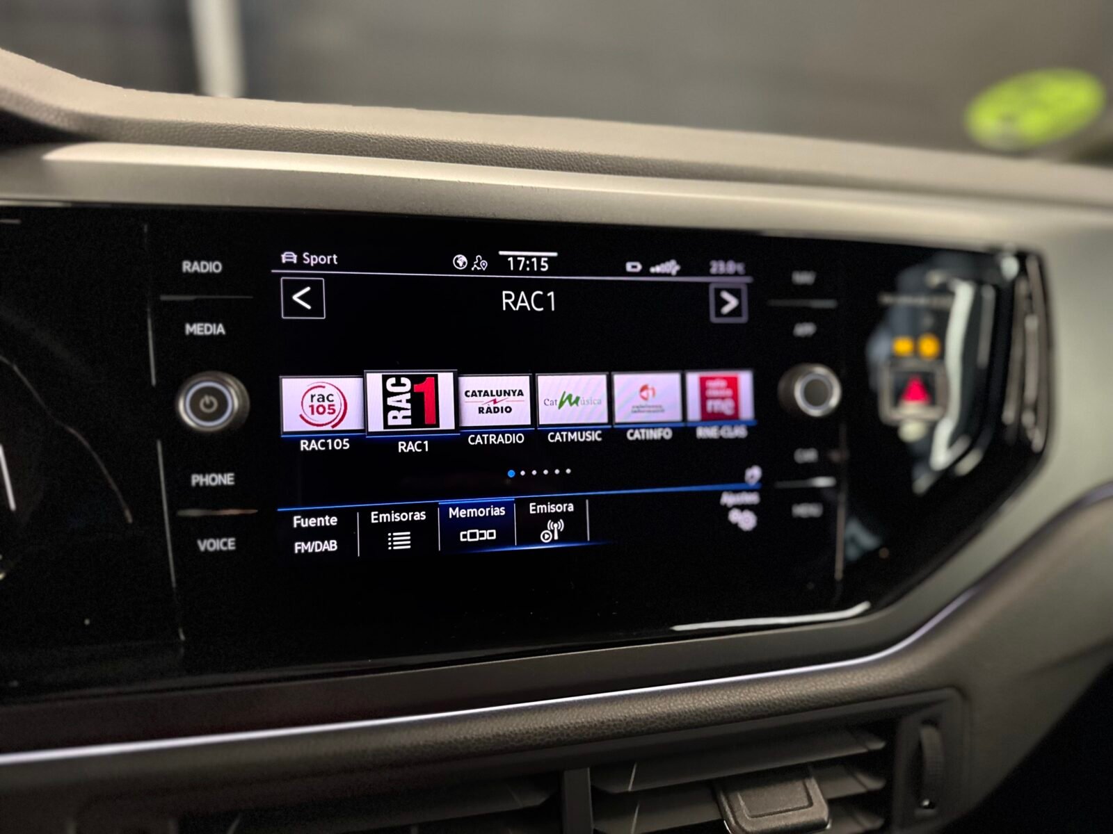 VOLKSWAGEN taigo r-line