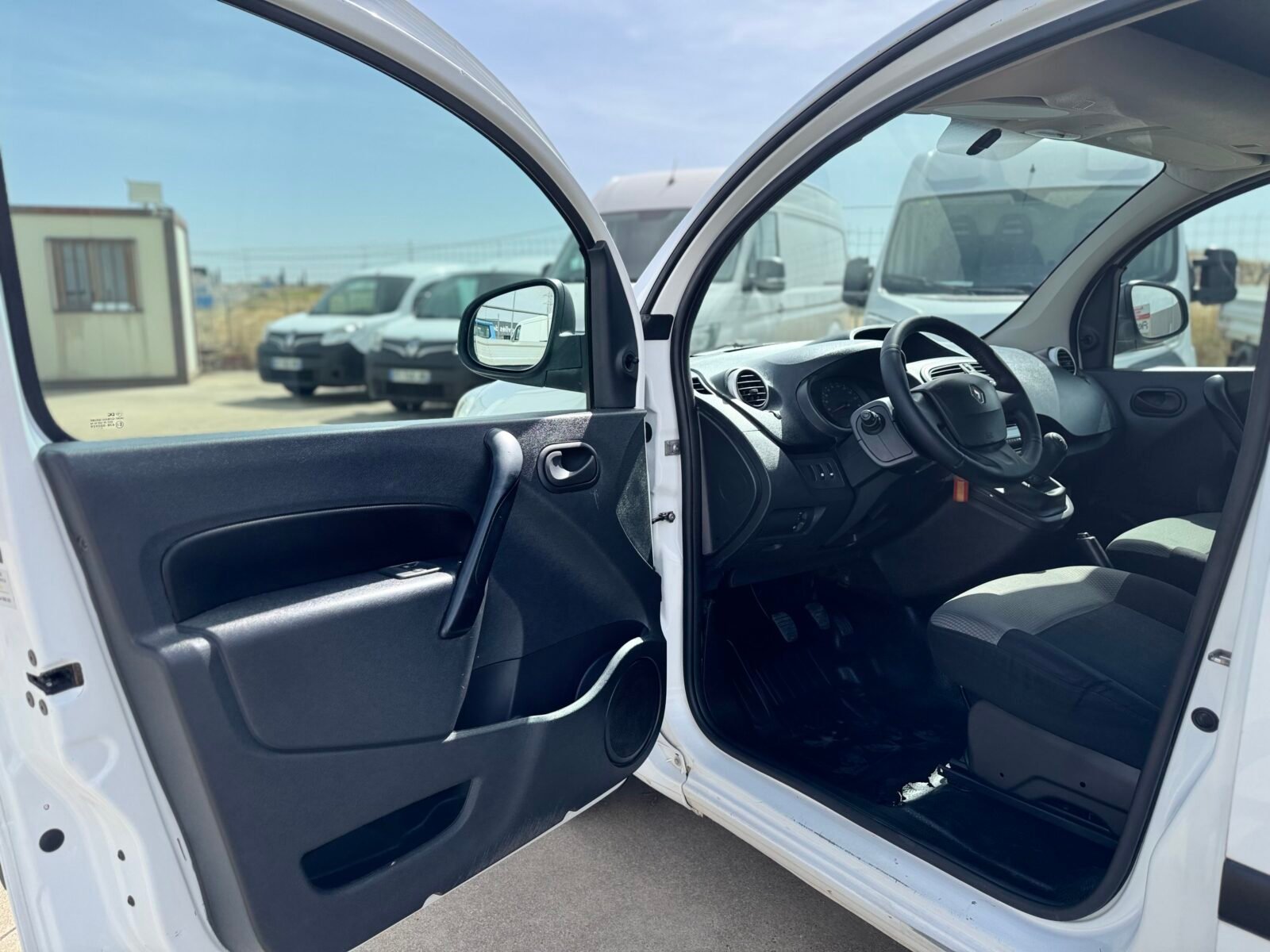 RENAULT KANGOO Profesional 