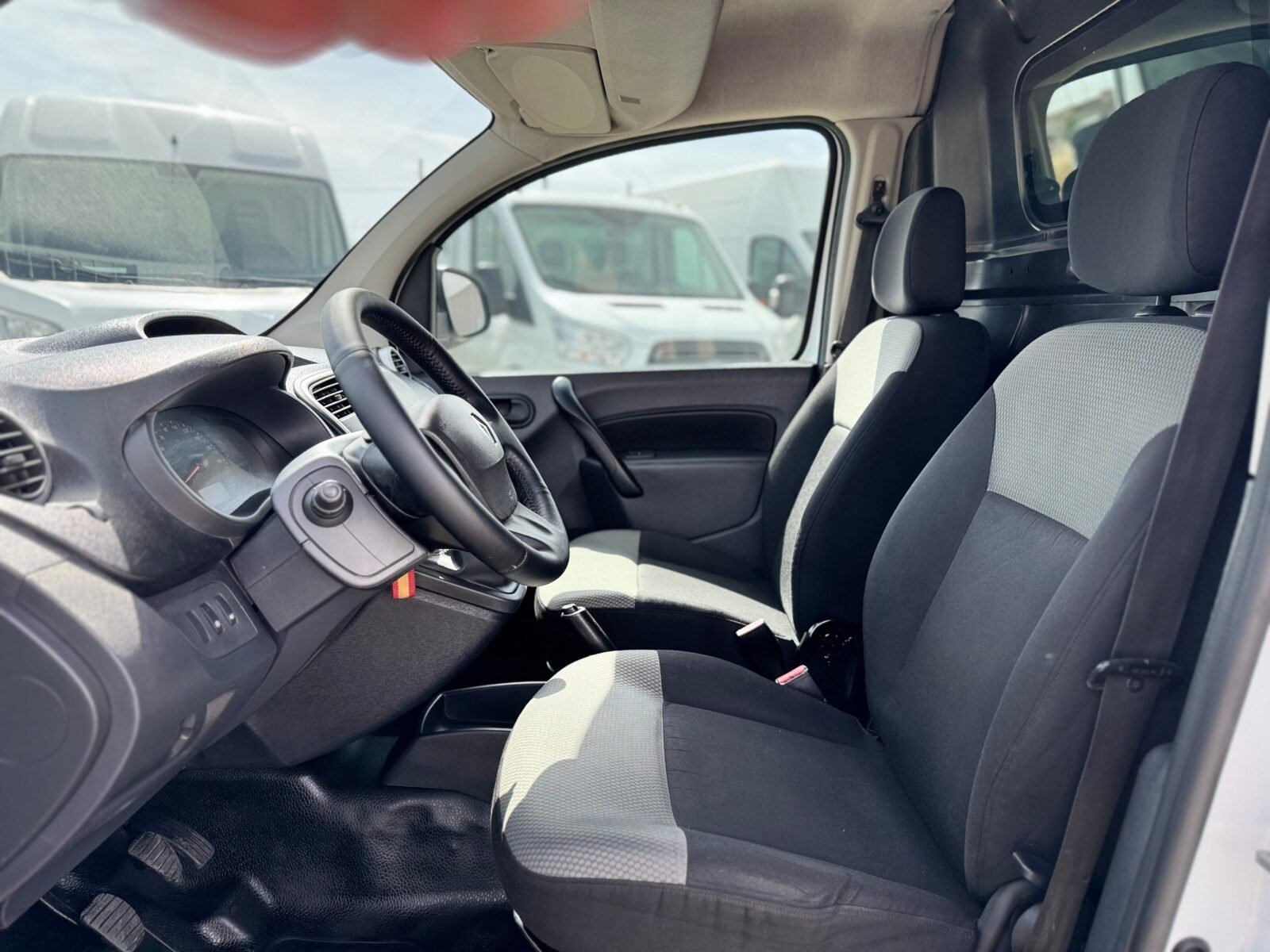 RENAULT KANGOO Profesional 