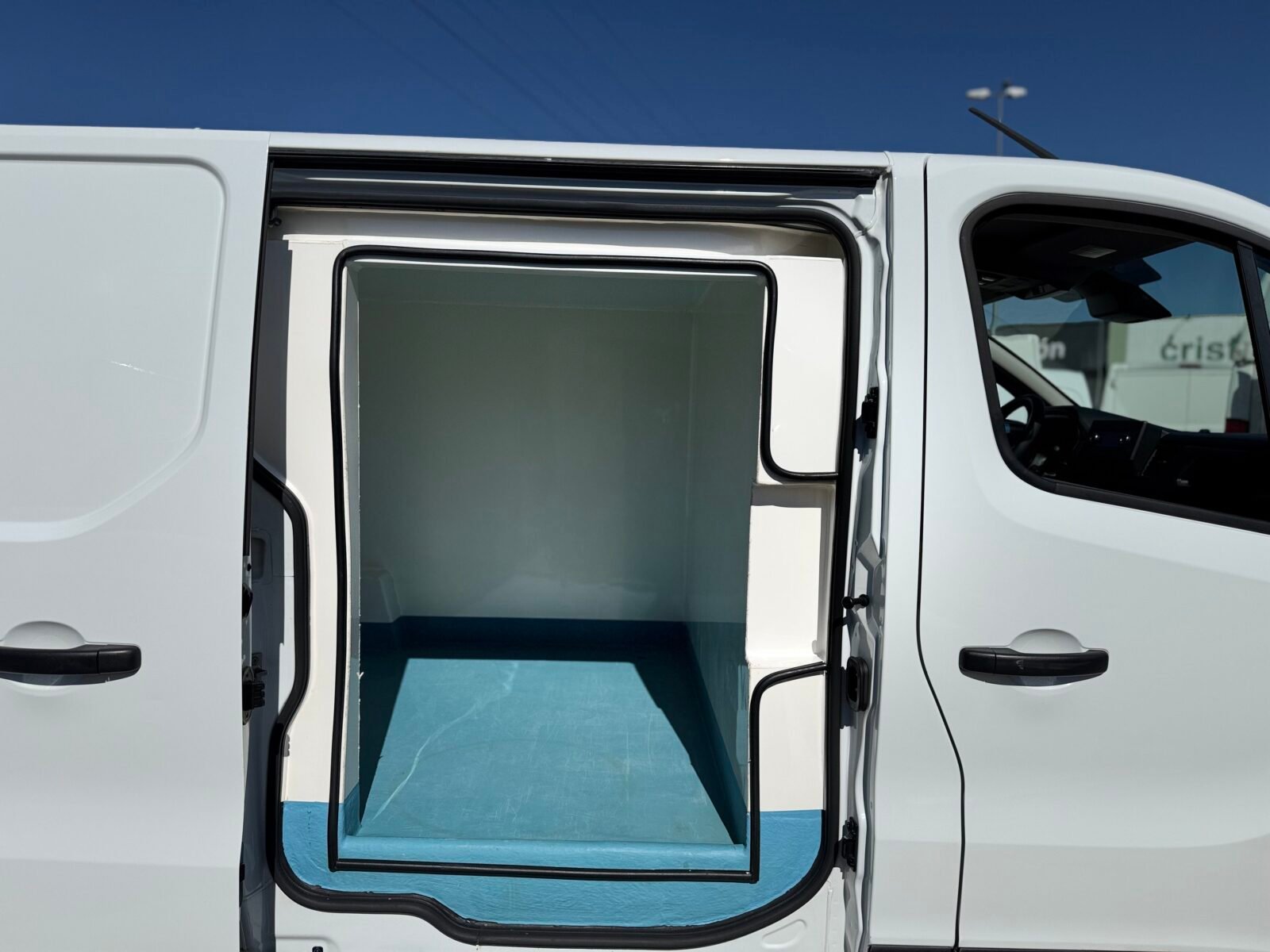 RENAULT TRAFIC isotermo 