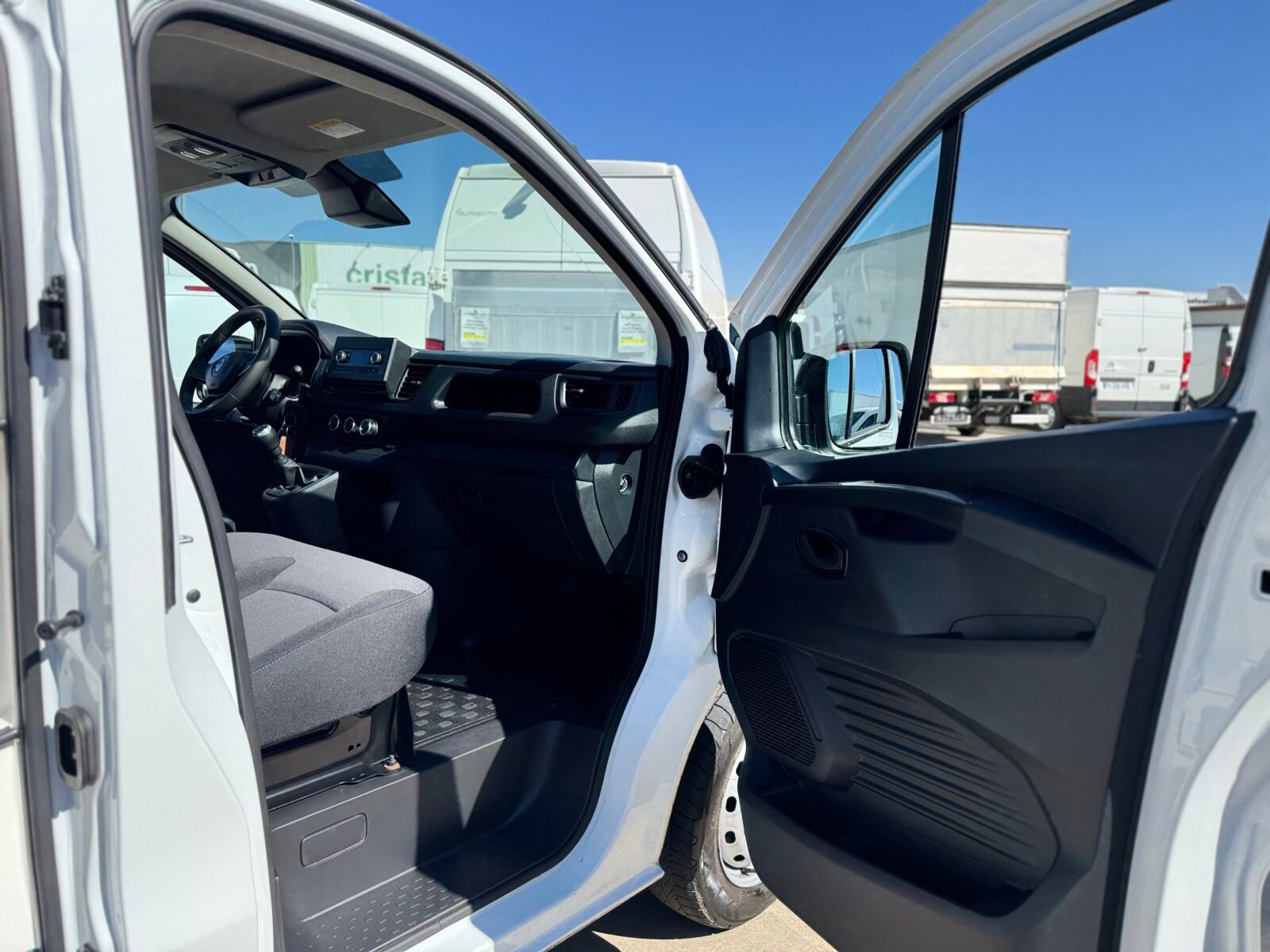 RENAULT TRAFIC isotermo 