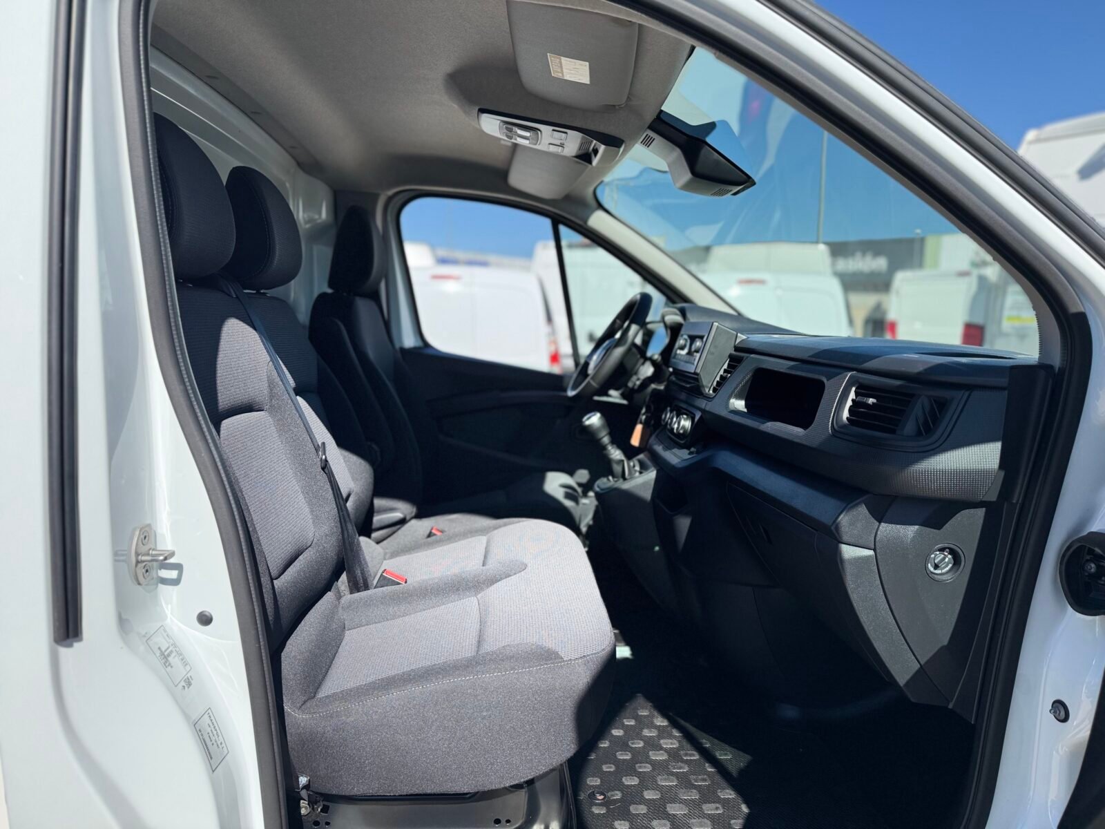 RENAULT TRAFIC isotermo 