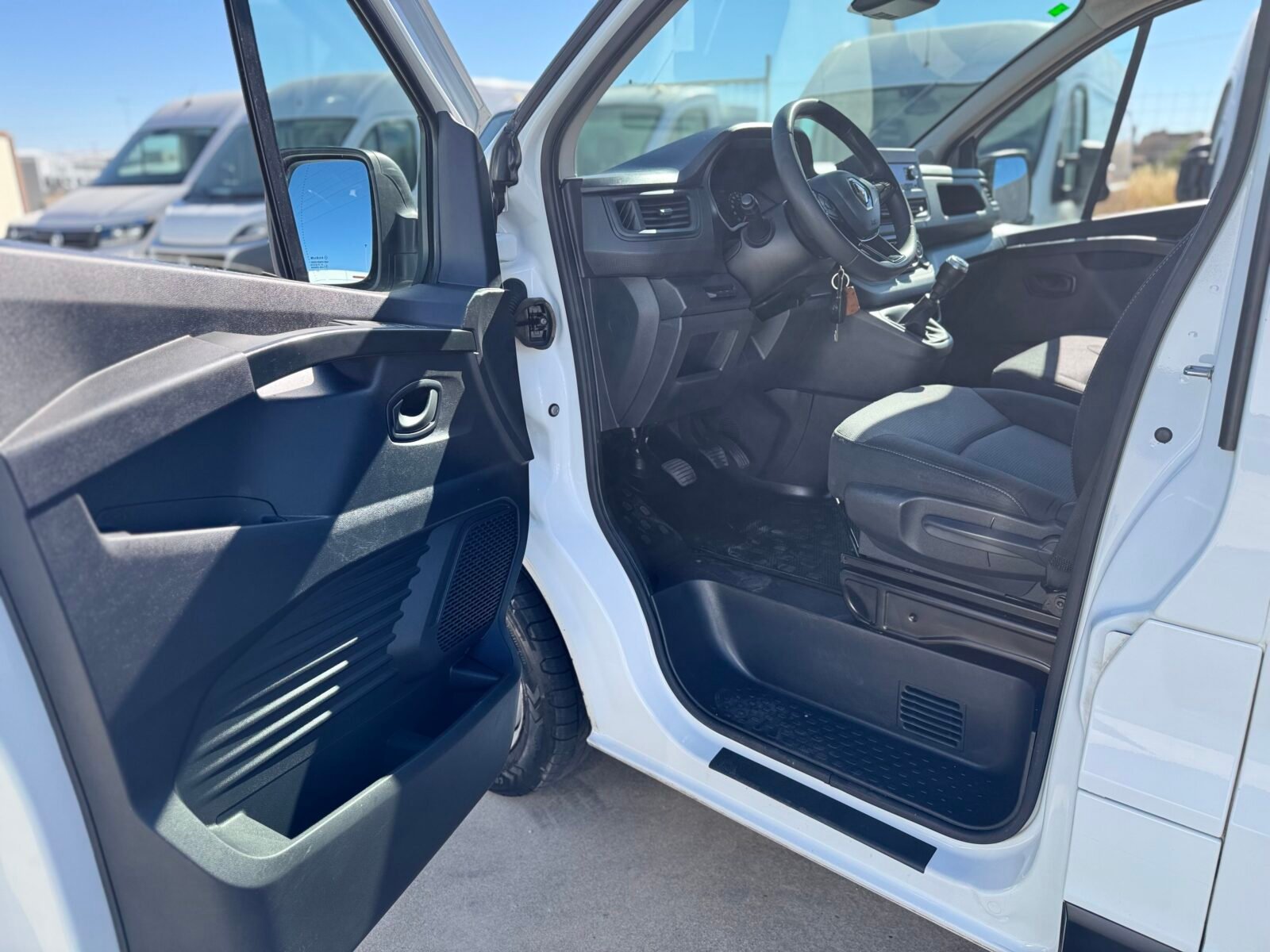 RENAULT TRAFIC isotermo 