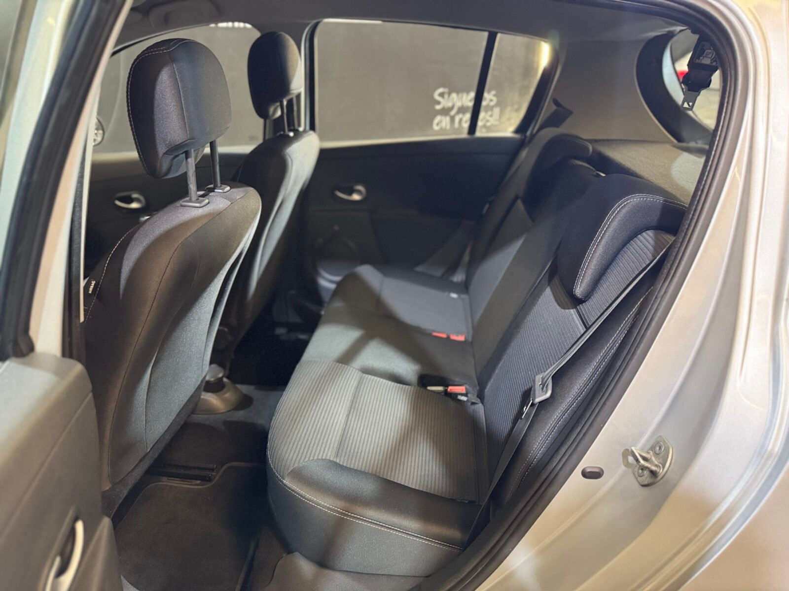 RENAULT Clio Authentique