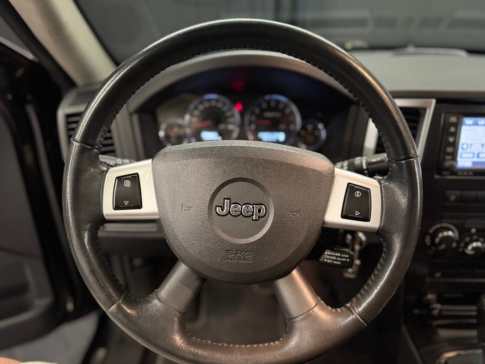 JEEP GRAND CHEROKEE srt8