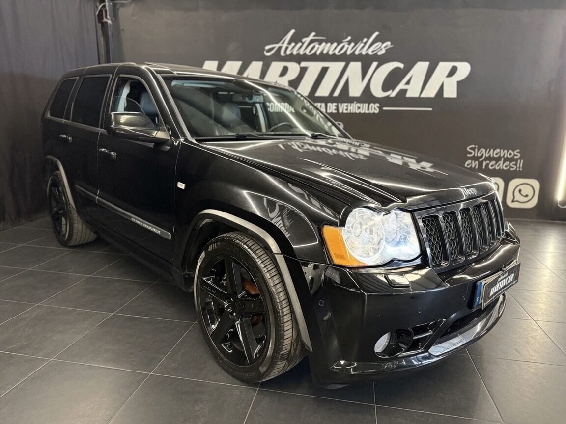 JEEP GRAND CHEROKEE srt8