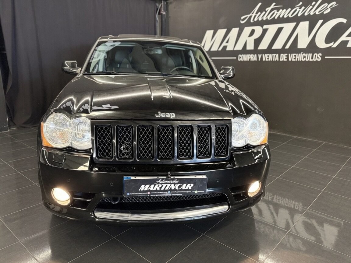 JEEP GRAND CHEROKEE srt8