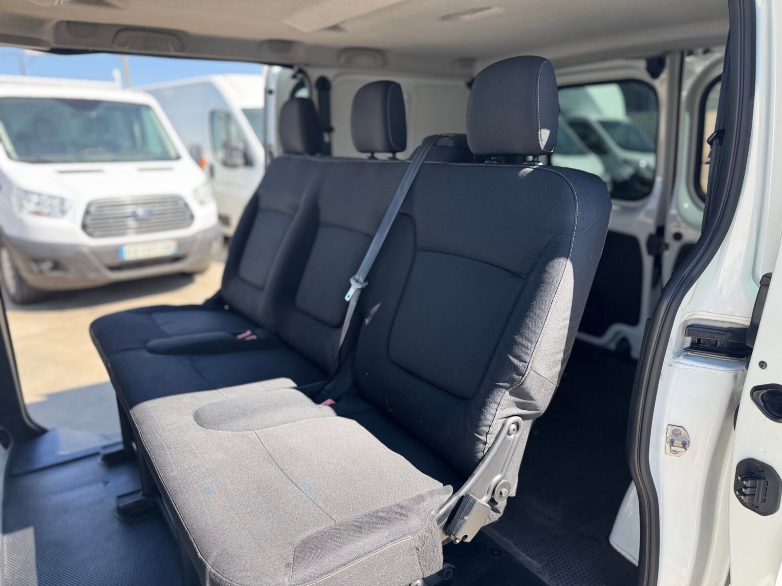 RENAULT MASTER combi 6 plazas 