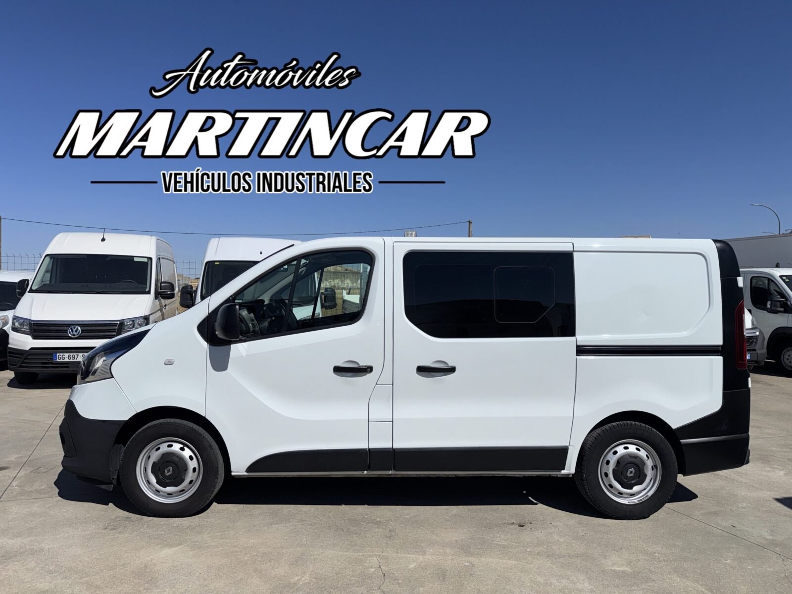 RENAULT MASTER combi 6 plazas 