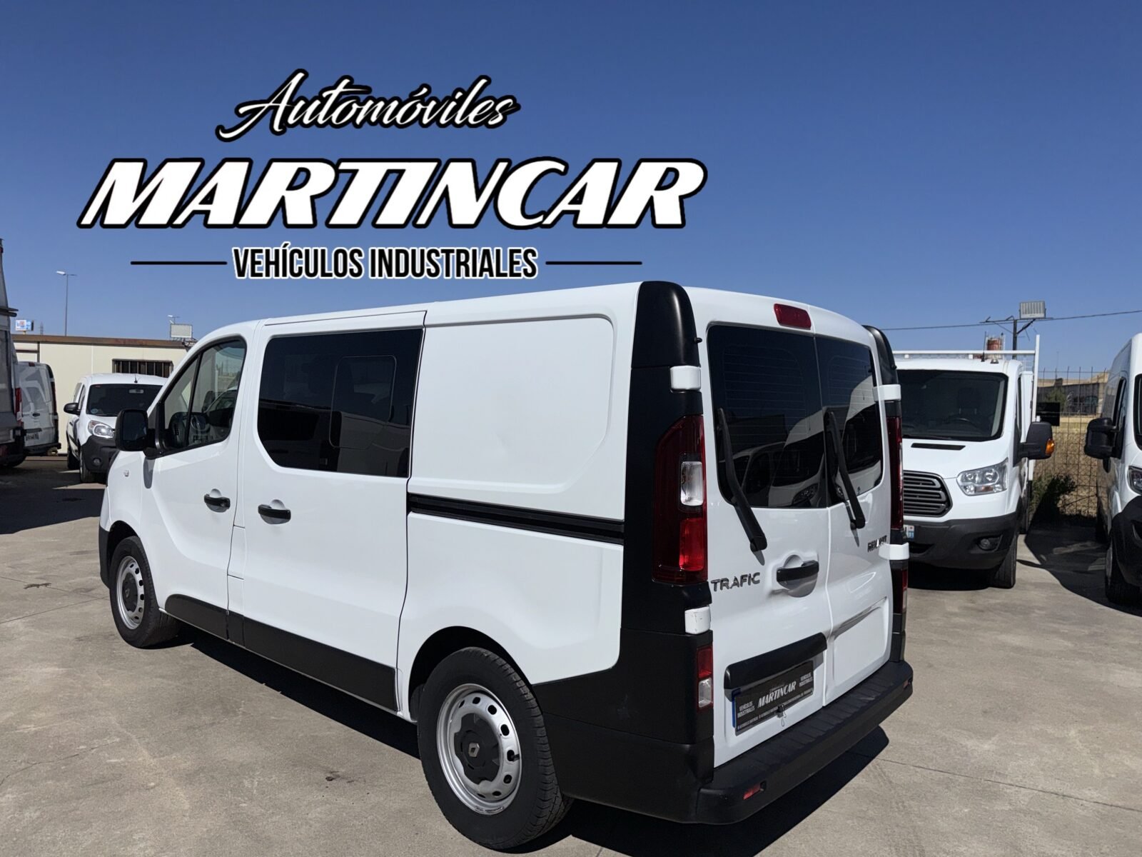 RENAULT MASTER combi 6 plazas 