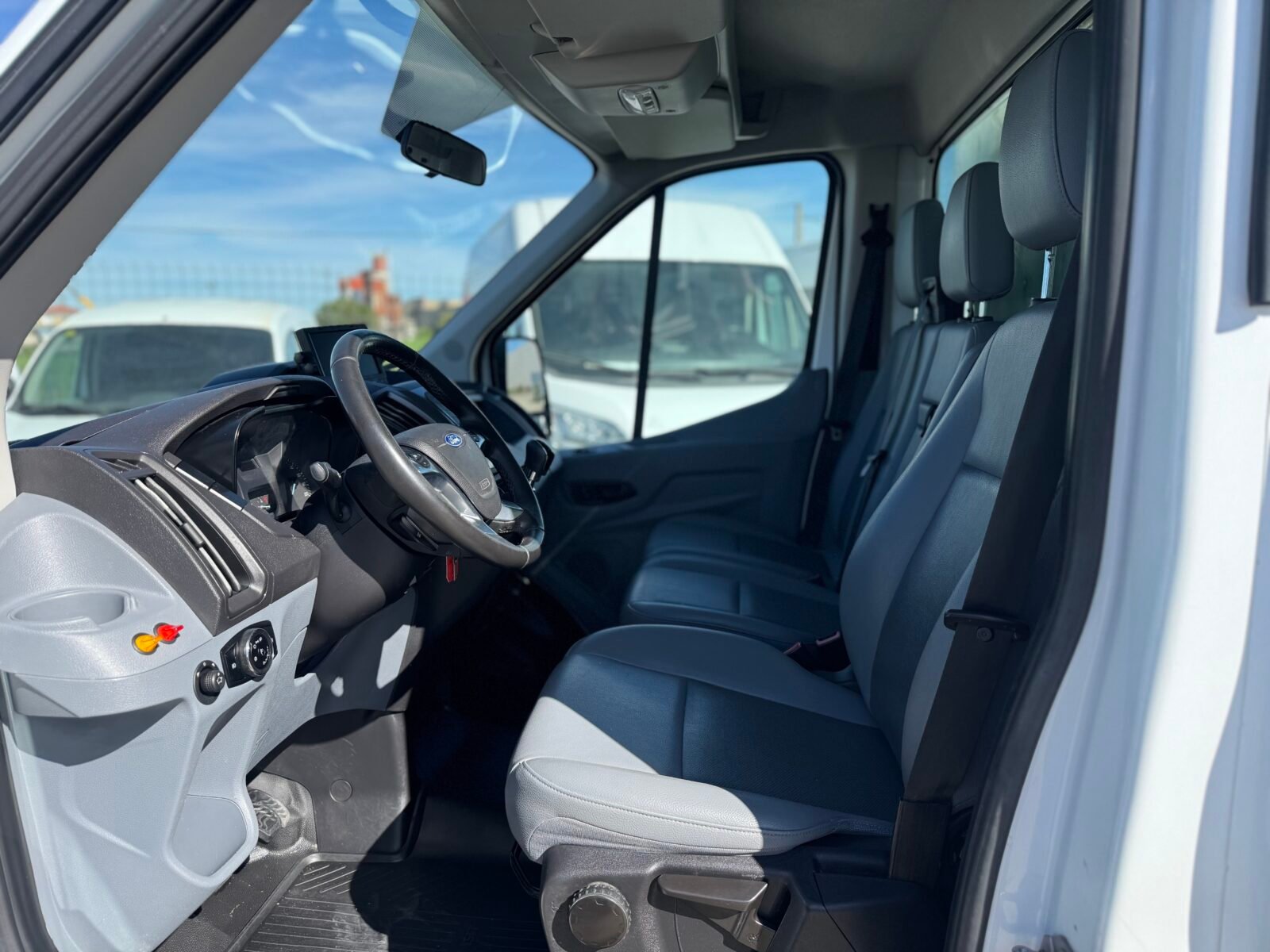 FORD Transit basculante 