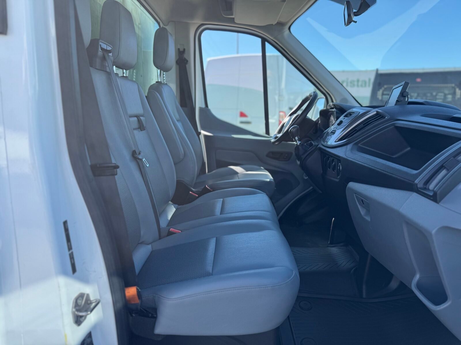 FORD Transit basculante 