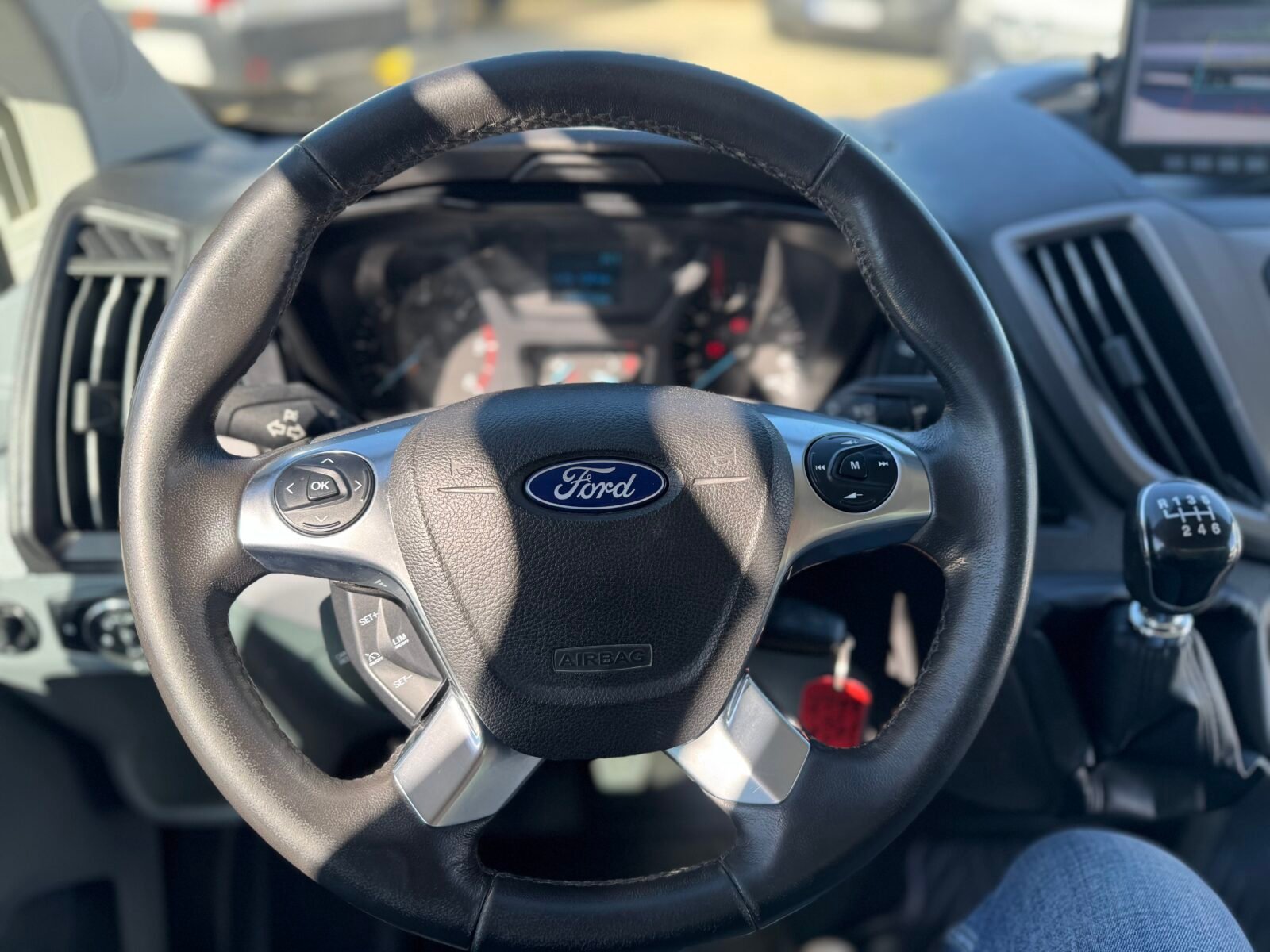 FORD Transit basculante 