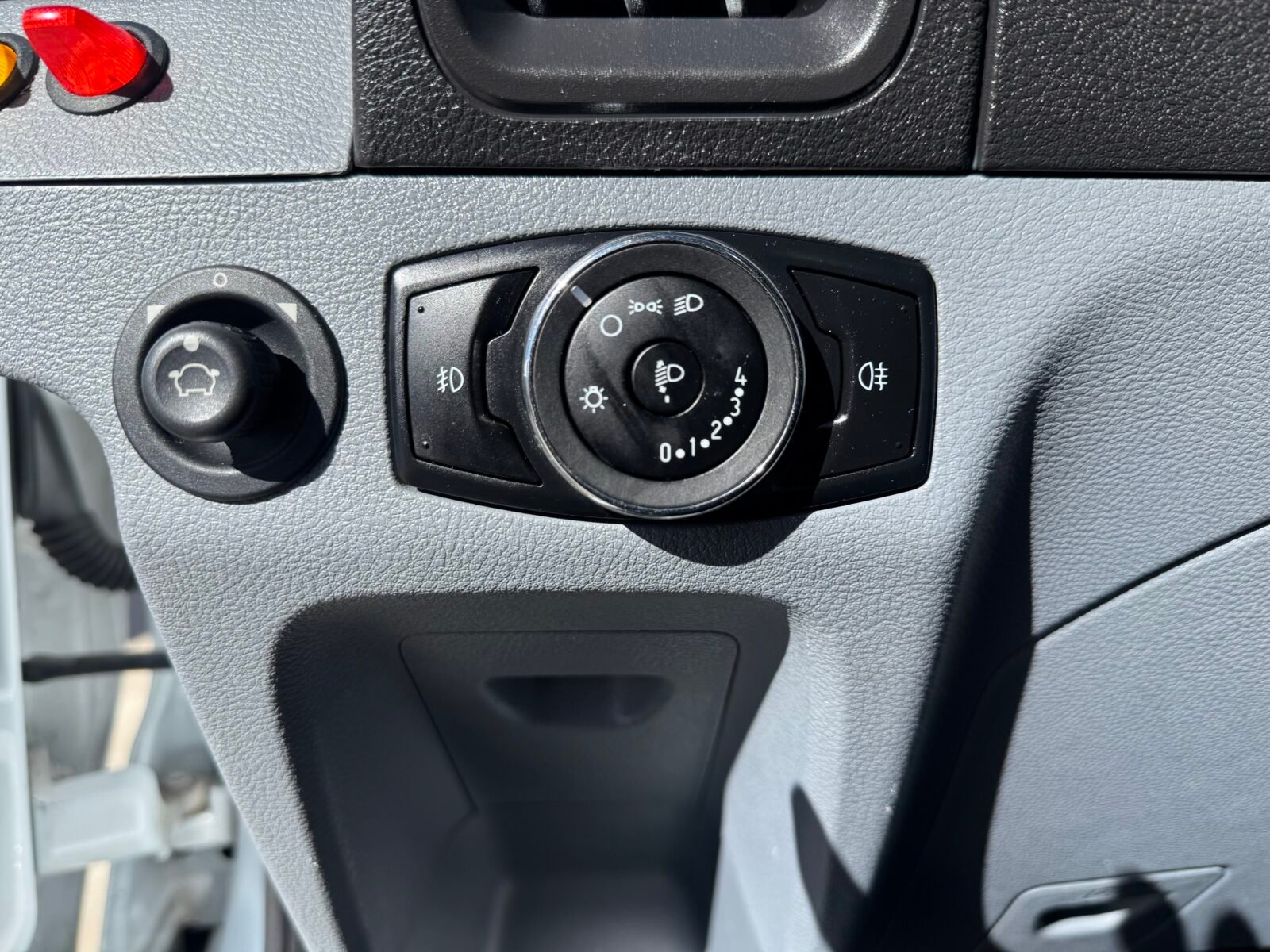 FORD Transit basculante 