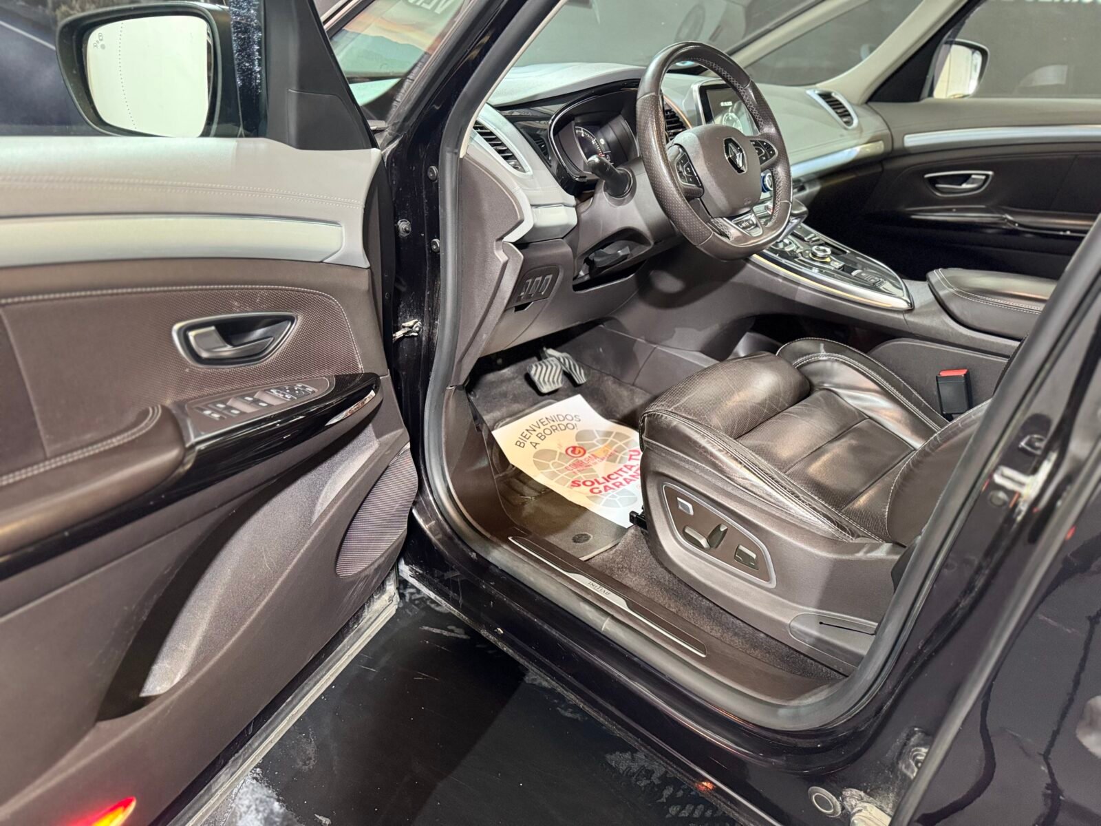 RENAULT ESPACE INITALE PARIS
