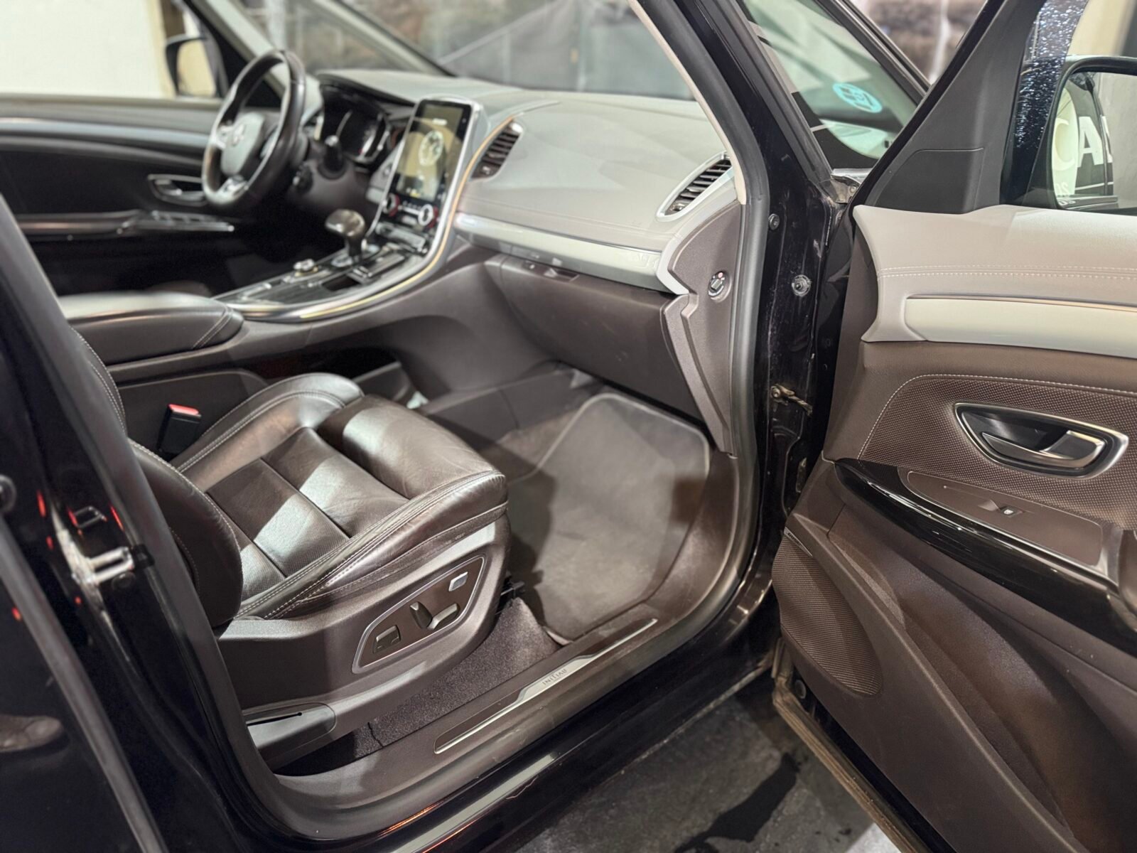 RENAULT ESPACE INITALE PARIS