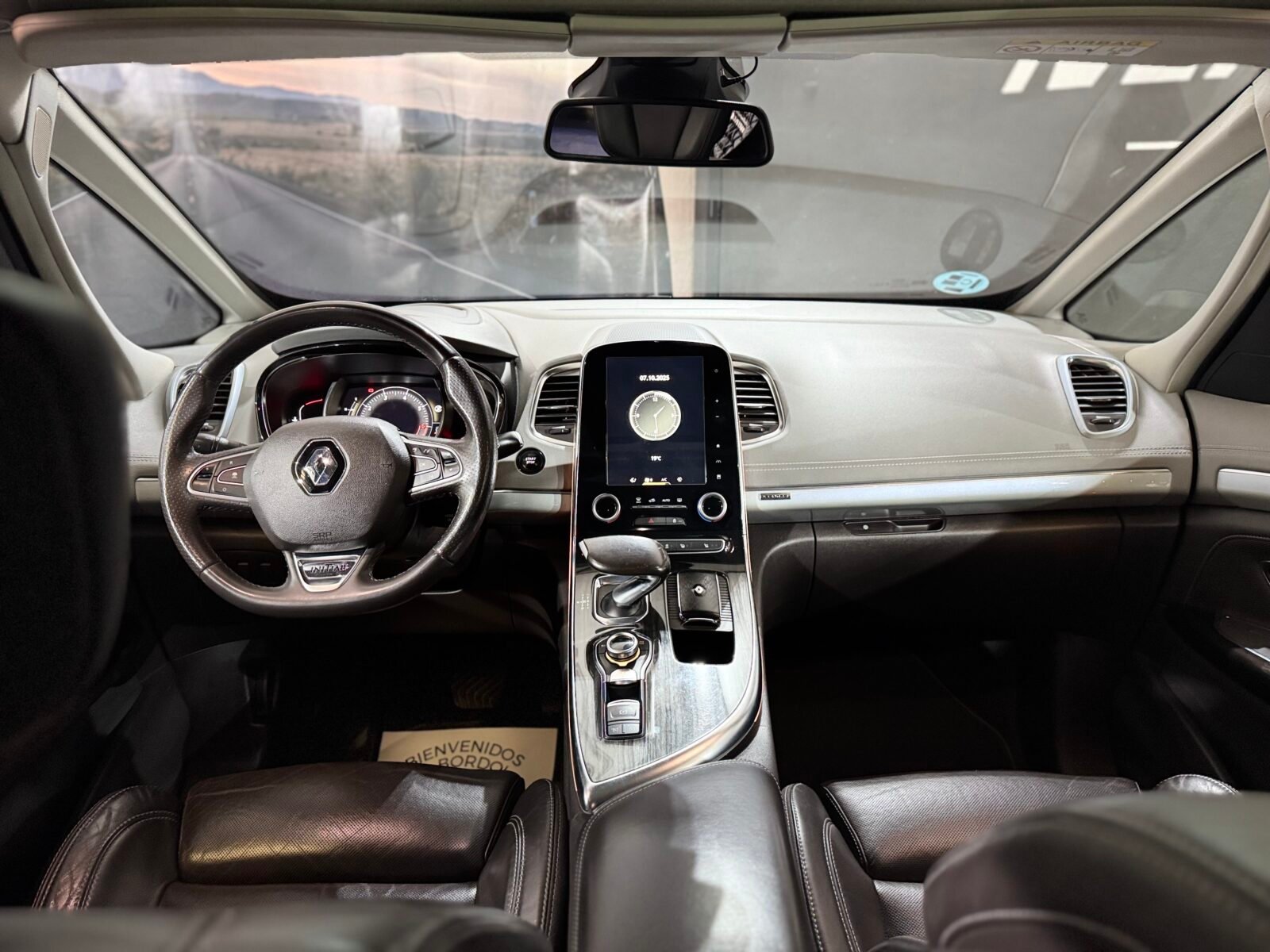 RENAULT ESPACE INITALE PARIS