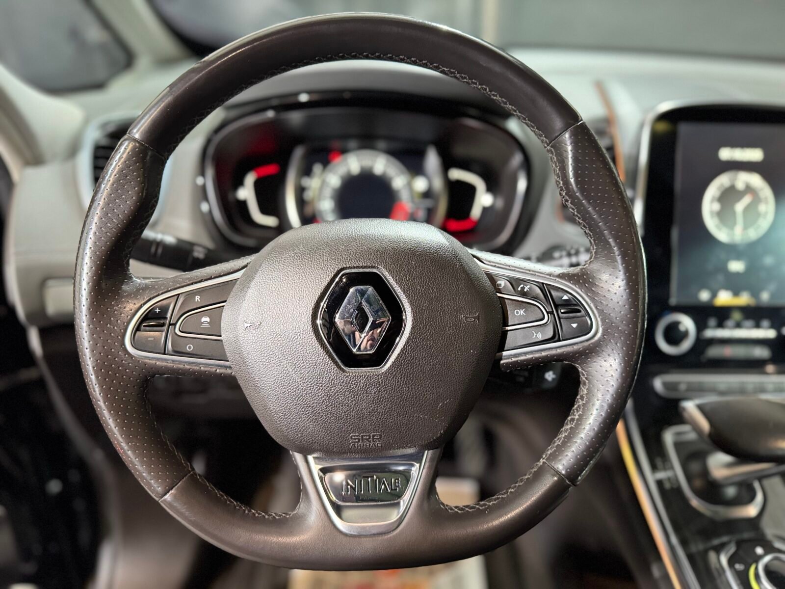 RENAULT ESPACE INITALE PARIS
