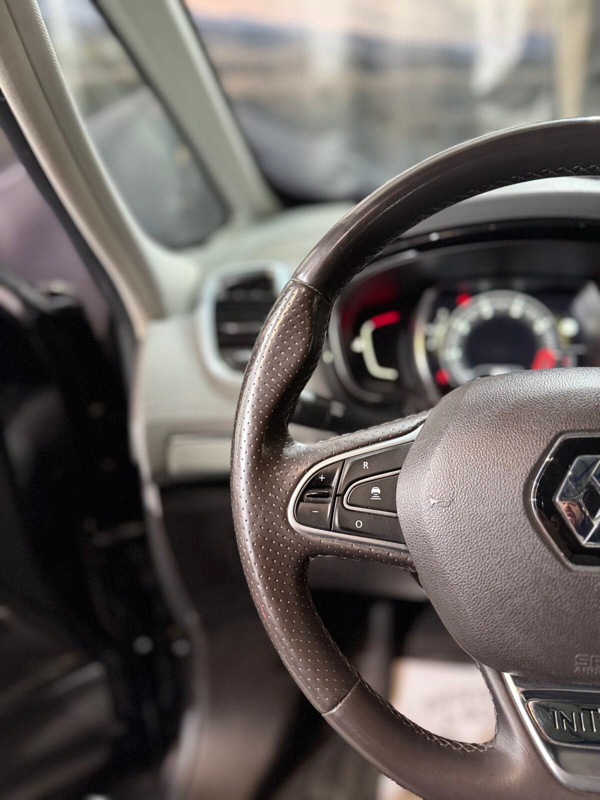 RENAULT ESPACE INITALE PARIS