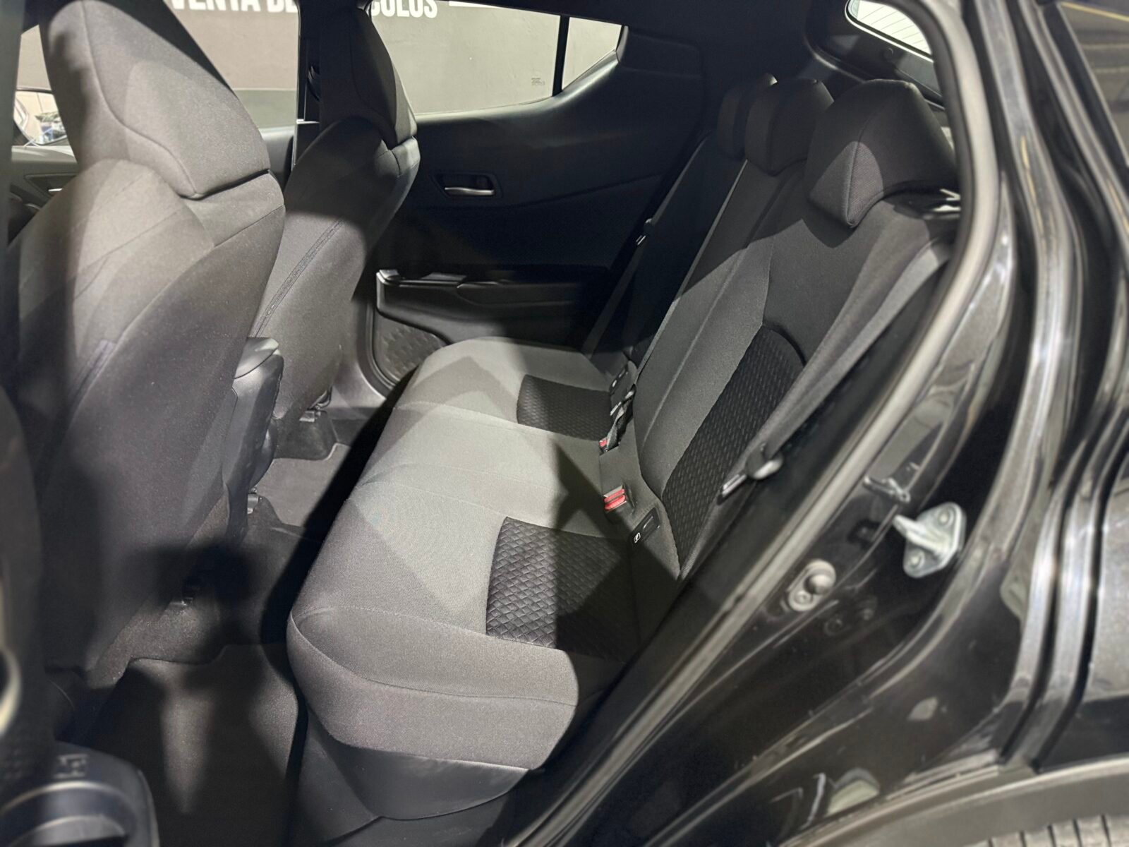 TOYOTA CH-R advance luxury