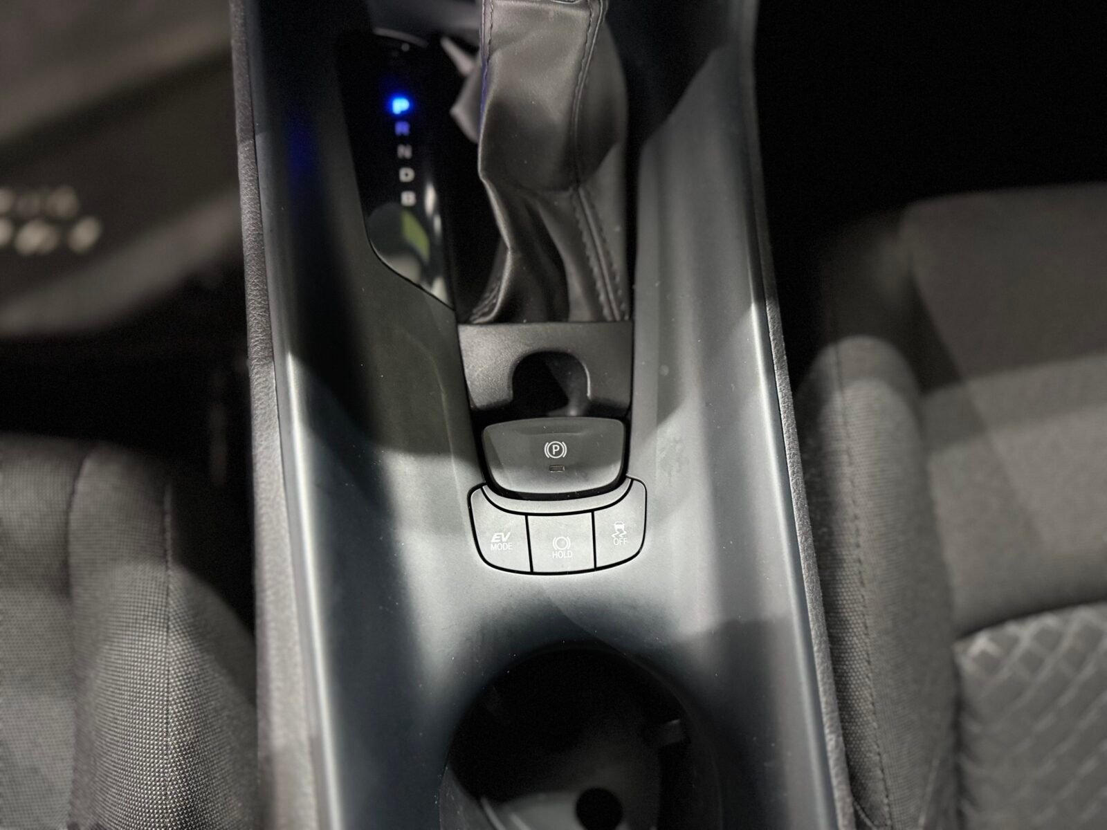 TOYOTA CH-R advance luxury