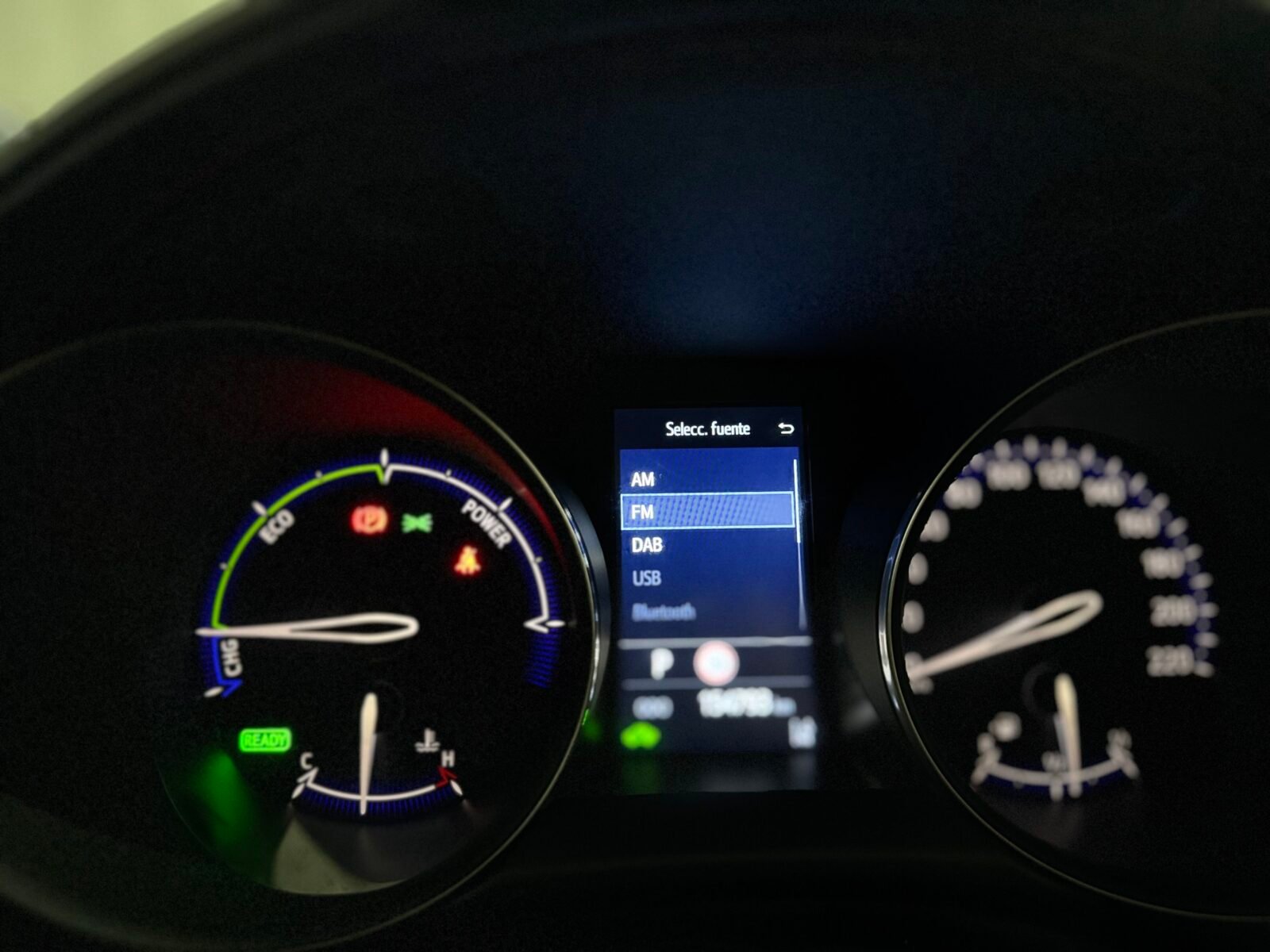 TOYOTA CH-R advance luxury