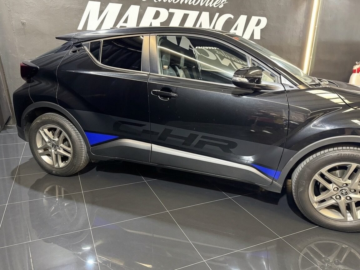TOYOTA CH-R advance luxury