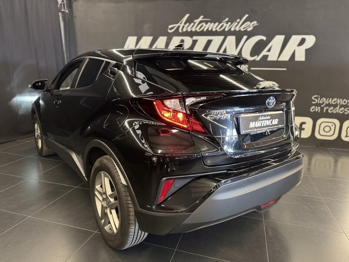 TOYOTA CH-R advance luxury