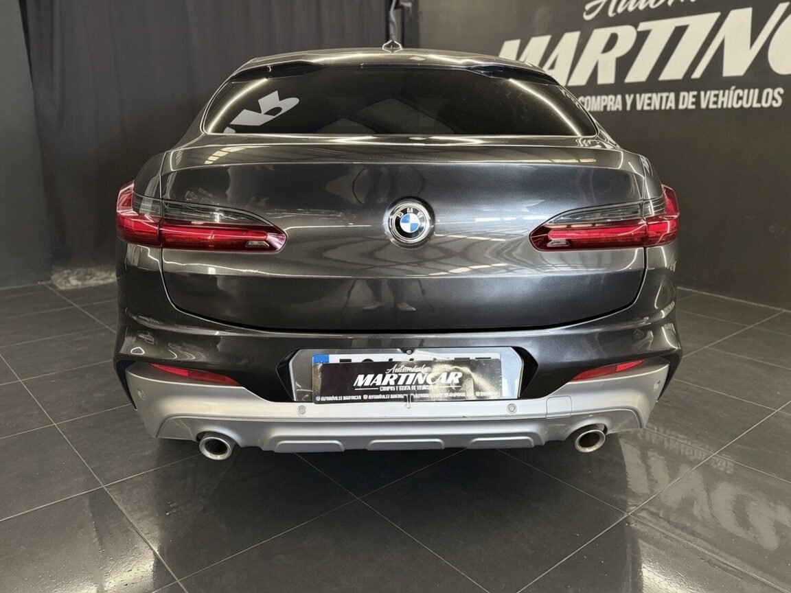 BMW X4 pack m