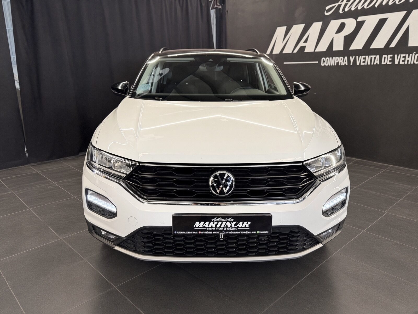 VOLKSWAGEN T-ROC DARK L