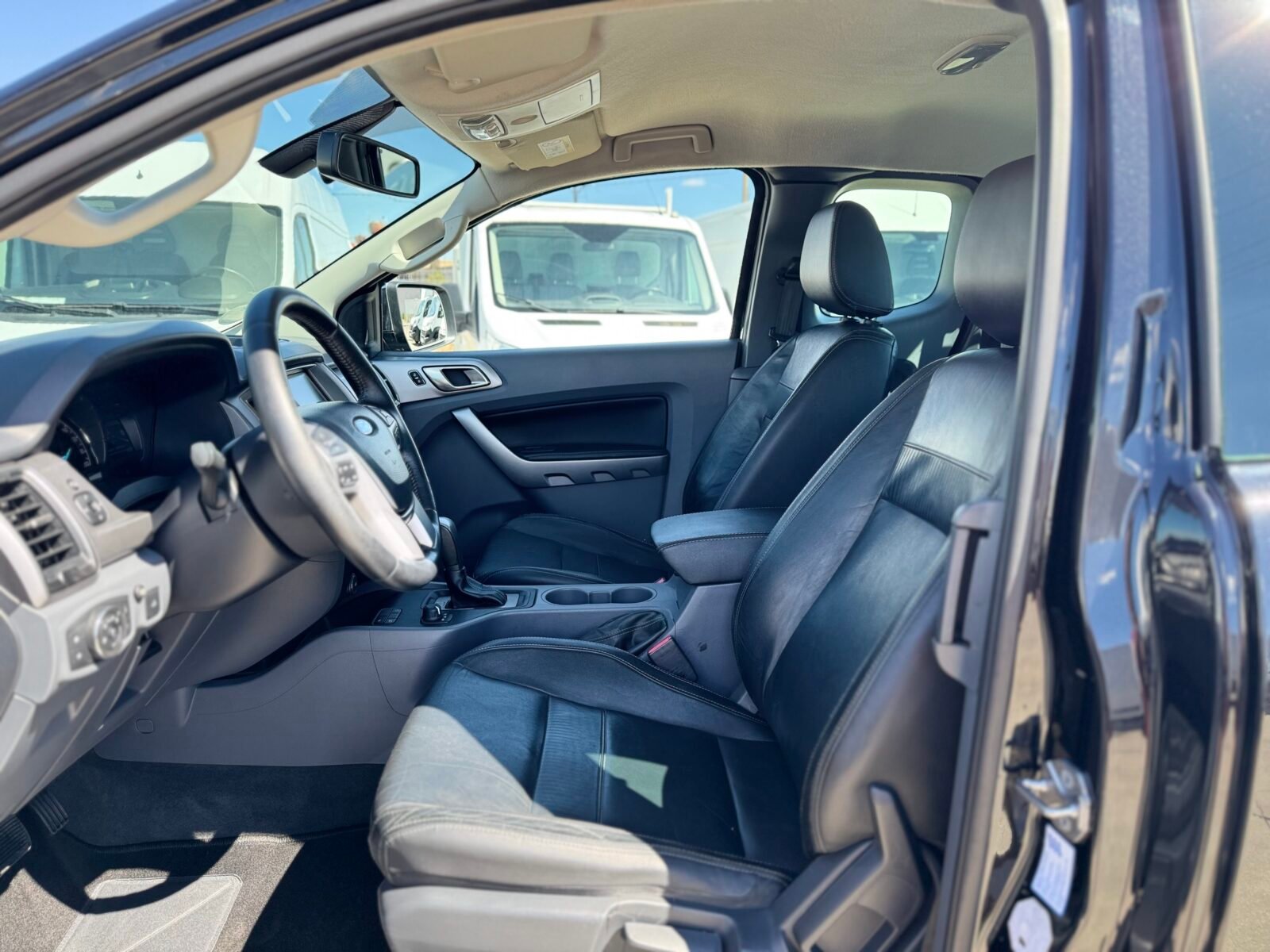 FORD RANGER DOBLE CABINA SENCILLA 