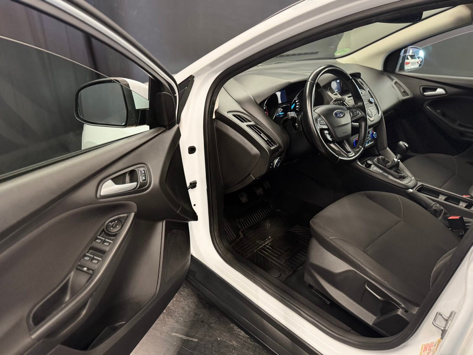 FORD FOCUS ecobost
