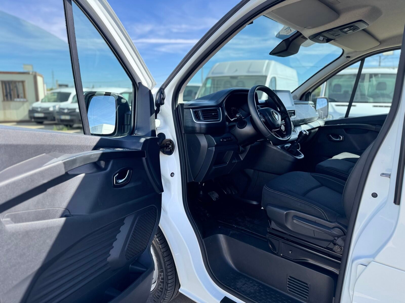 RENAULT TRAFIC L2 h1 