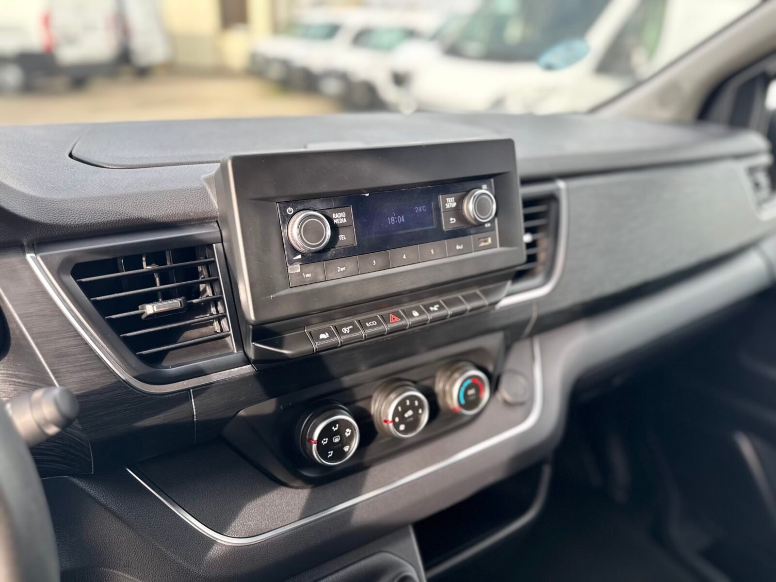 RENAULT TRAFIC 6 plazas