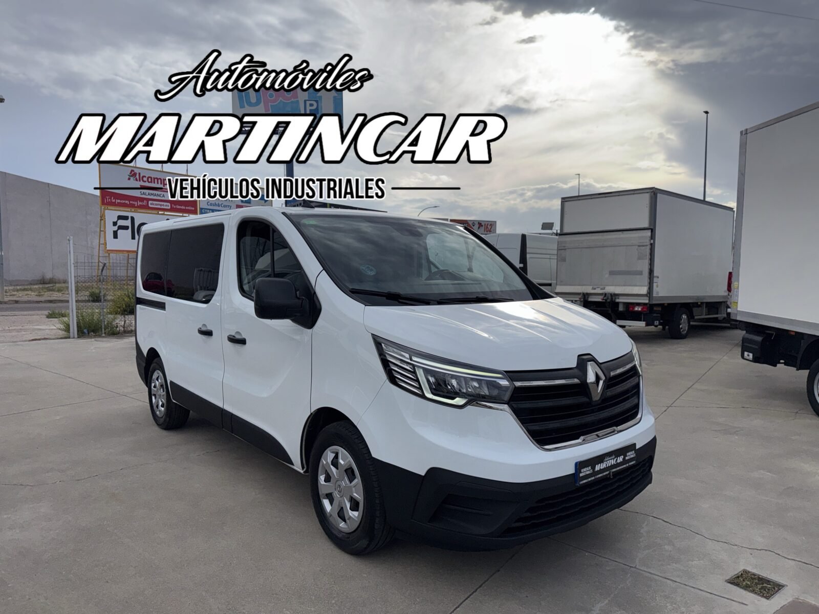 RENAULT TRAFIC 6 plazas